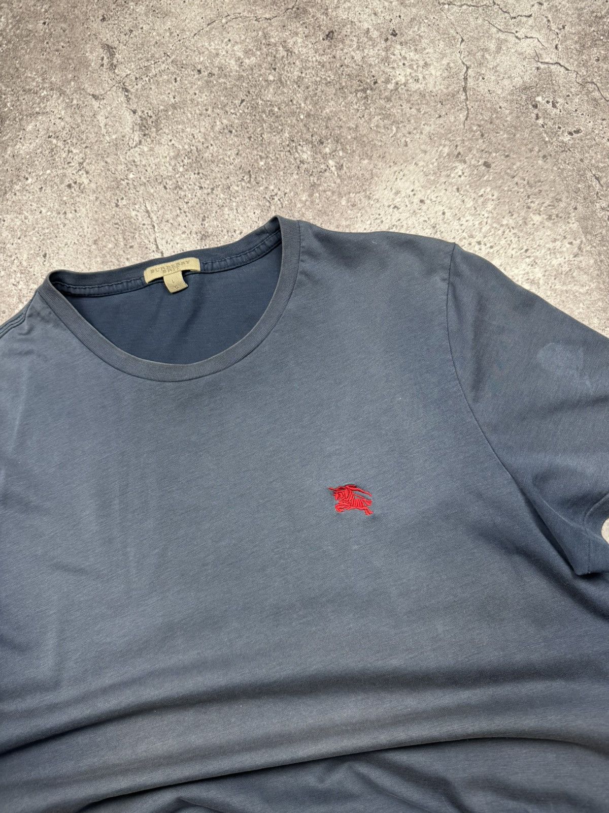 Burberry Crazy Vintage Y2K Faded Burberry Trashed T Shirt Logo Japan Size US L / EU 52-54 / 3 - 6 Thumbnail