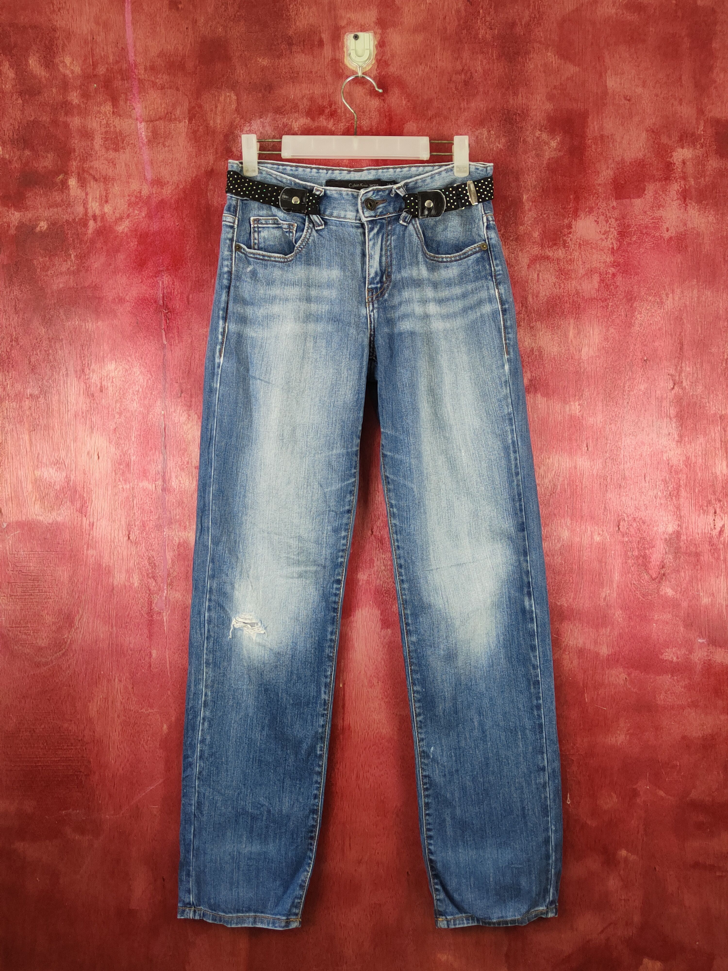 image of Calvin Klein Blue Faded Distressed Ripped Jeans S1772 in Blue Denim, Women's (Size 27)