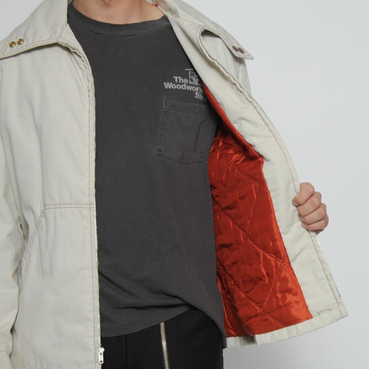 Vintage 70’S WHITE ZIP UP JACKET WITH BROWN CONTRAST STITCHING Size US L / EU 52-54 / 3 - 7 Thumbnail