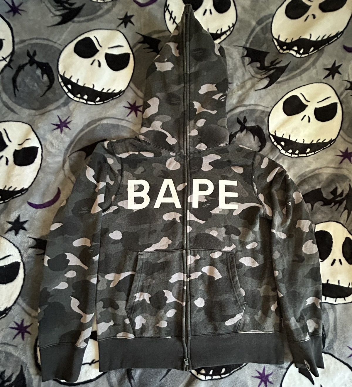 Bape Bape City Camo NYC Logo Hoodie Size US S / EU 44-46 / 1 - 1 Thumbnail