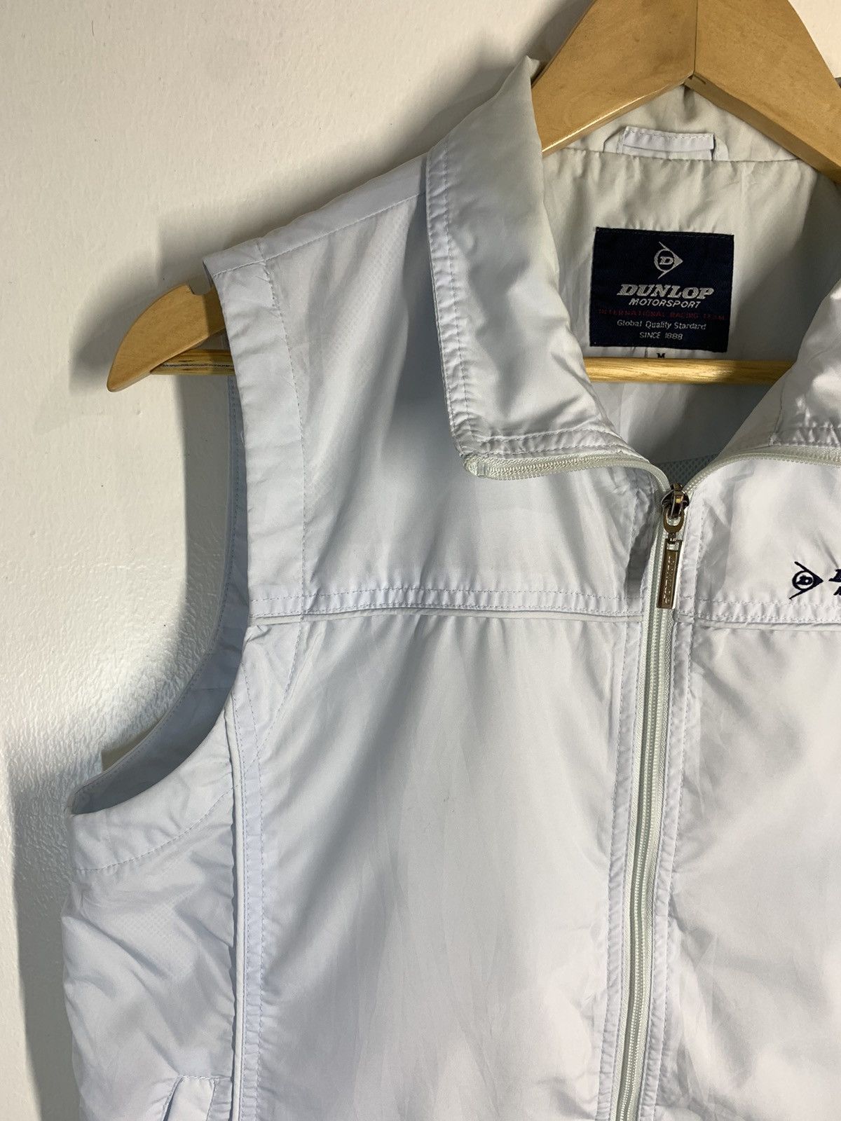 Dunlop × Vintage Vintage Dunlop Sleeveless Zipper Jacket Size US M / EU 48-50 / 2 - 5 Thumbnail