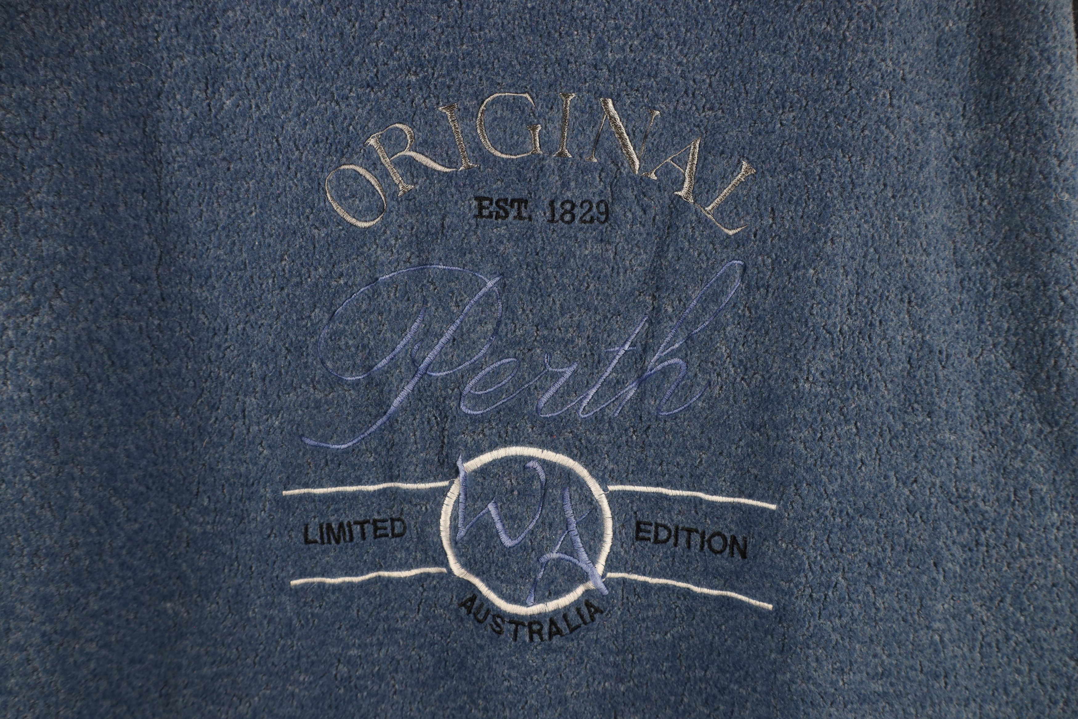 Vintage Vintage 90s Streetwear Out Perth Australia Fleece Sweater Size US L / EU 52-54 / 3 - 4 Thumbnail