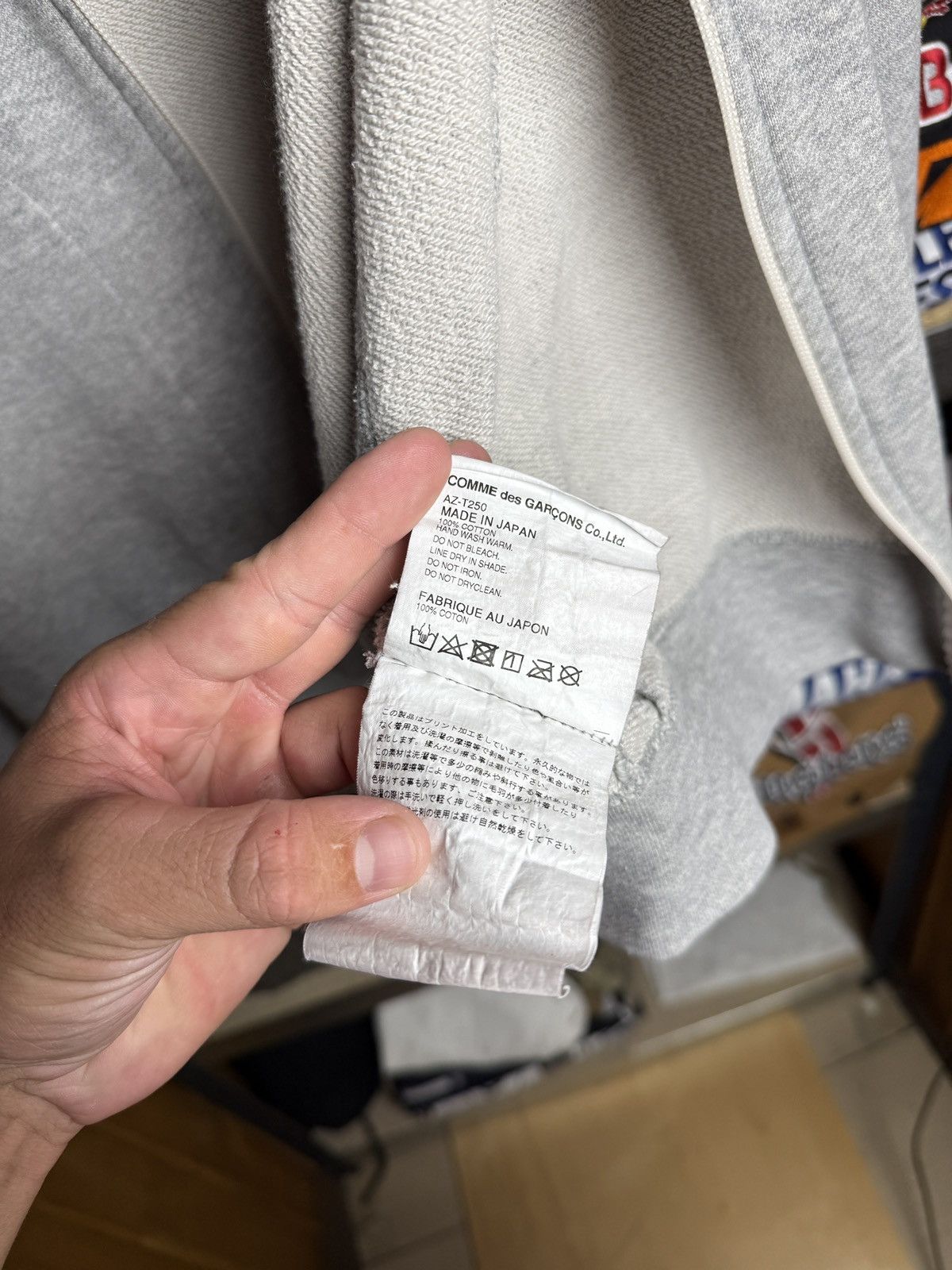 Comme des Garcons Comme Des Garçons Play Zip Hoodie W/ Hearts Size XL / US 12-14 / IT 48-50 - 13 Thumbnail