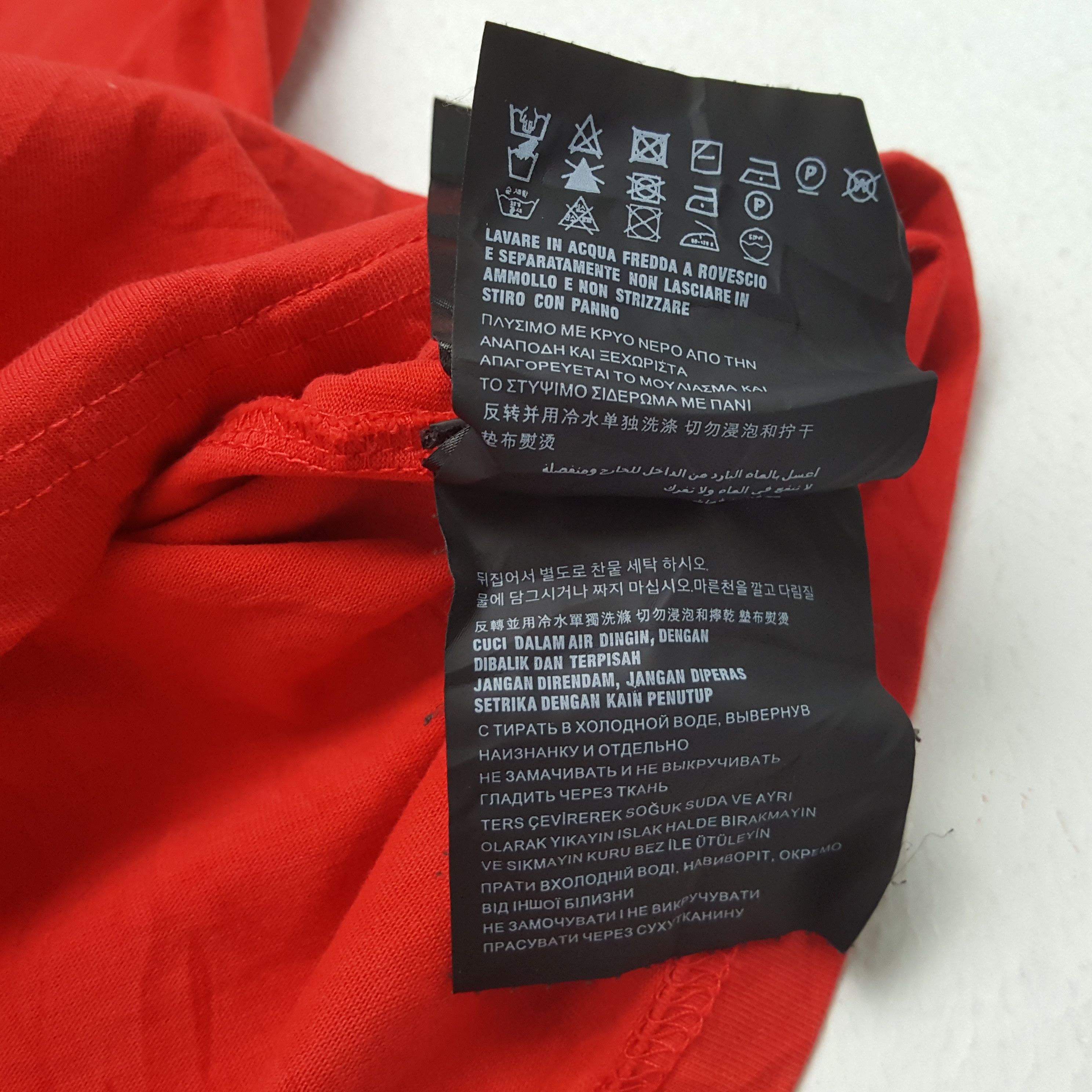 Vintage PRADA Milano Luxury Brand Pocket Design Tshirt Size US M / EU 48-50 / 2 - 5 Thumbnail