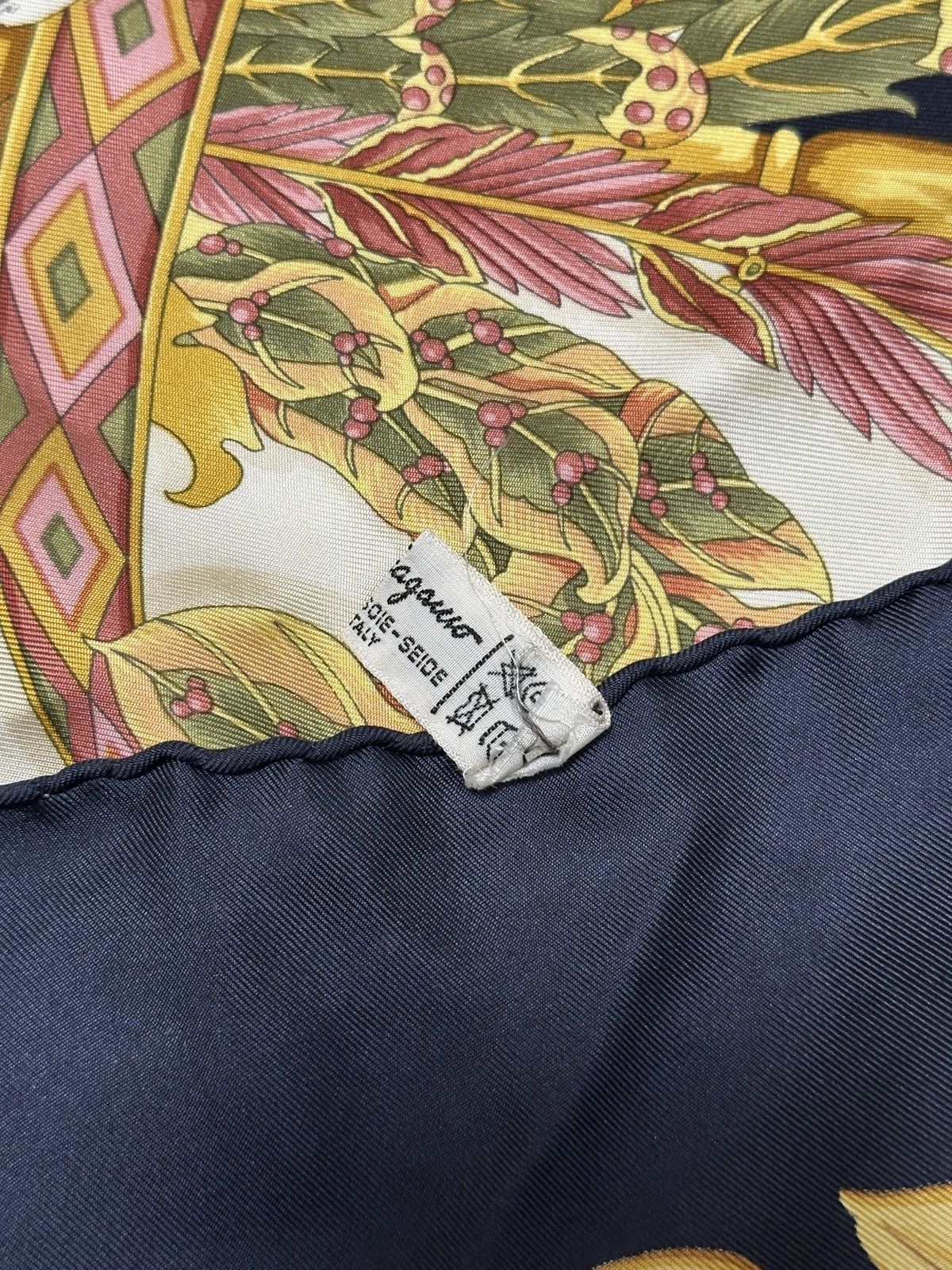 Designer × Salvatore Ferragamo × Vintage Vintage Salvatore Ferragamo Silk Scarf with Leopard, Tiger Size ONE SIZE - 6 Thumbnail