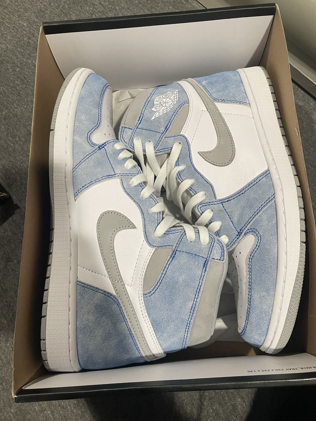 Jordan Brand Air Jordan 1 Hyper Royal 2021 Size 11 Size US 11 / EU 44 - 11 Thumbnail