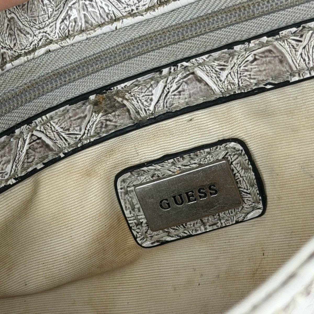 Guess Guees Style Shoulder Mini Bag Baguette Y2K Avant-garde 00’s Size ONE SIZE - 14 Thumbnail