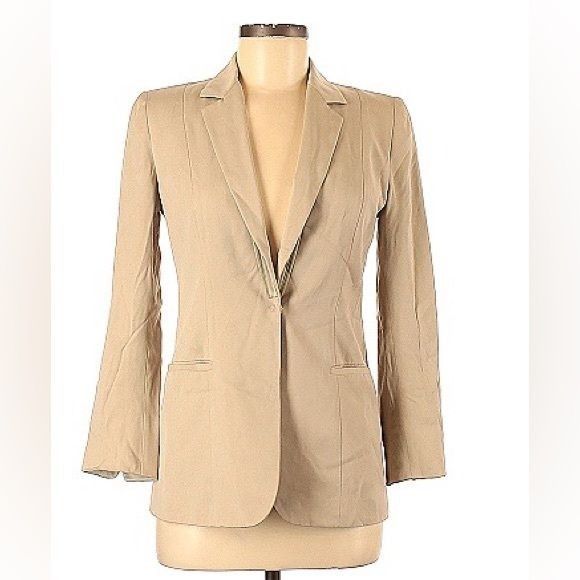 Elie Tahari ELIE TAHARI size 4 supersoft tan long jacket in excellent c Size S / US 4 / IT 40 - 1 Thumbnail