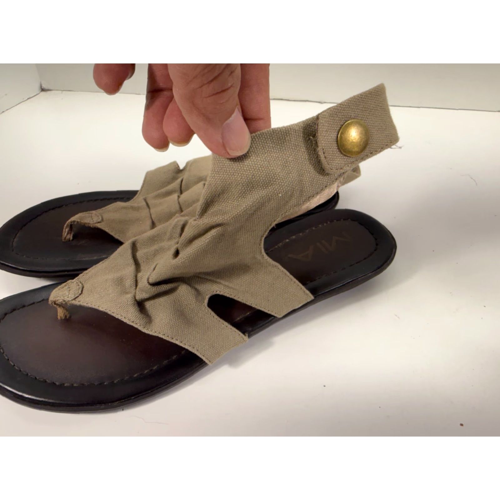 Vintage Mia Mila Thong Sandals Womens 8.5 M Khaki Green Canvas Beach Comfort Sandal Flip Flop Casual Travel Size US 9 / IT 39 - 7 Thumbnail