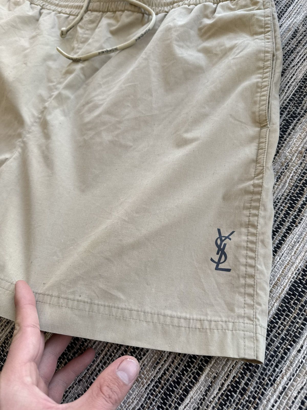 Vintage × Yves Saint Laurent Yves Saint Laurent vintage Nylon Short Size US 32 / EU 48 - 5 Thumbnail