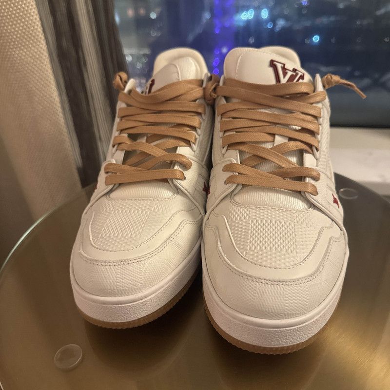 Louis Vuitton Louis Vuitton White Trainer Low Top Sneakers -2508 Size US 10.5 / EU 43-44 - 2 Thumbnail