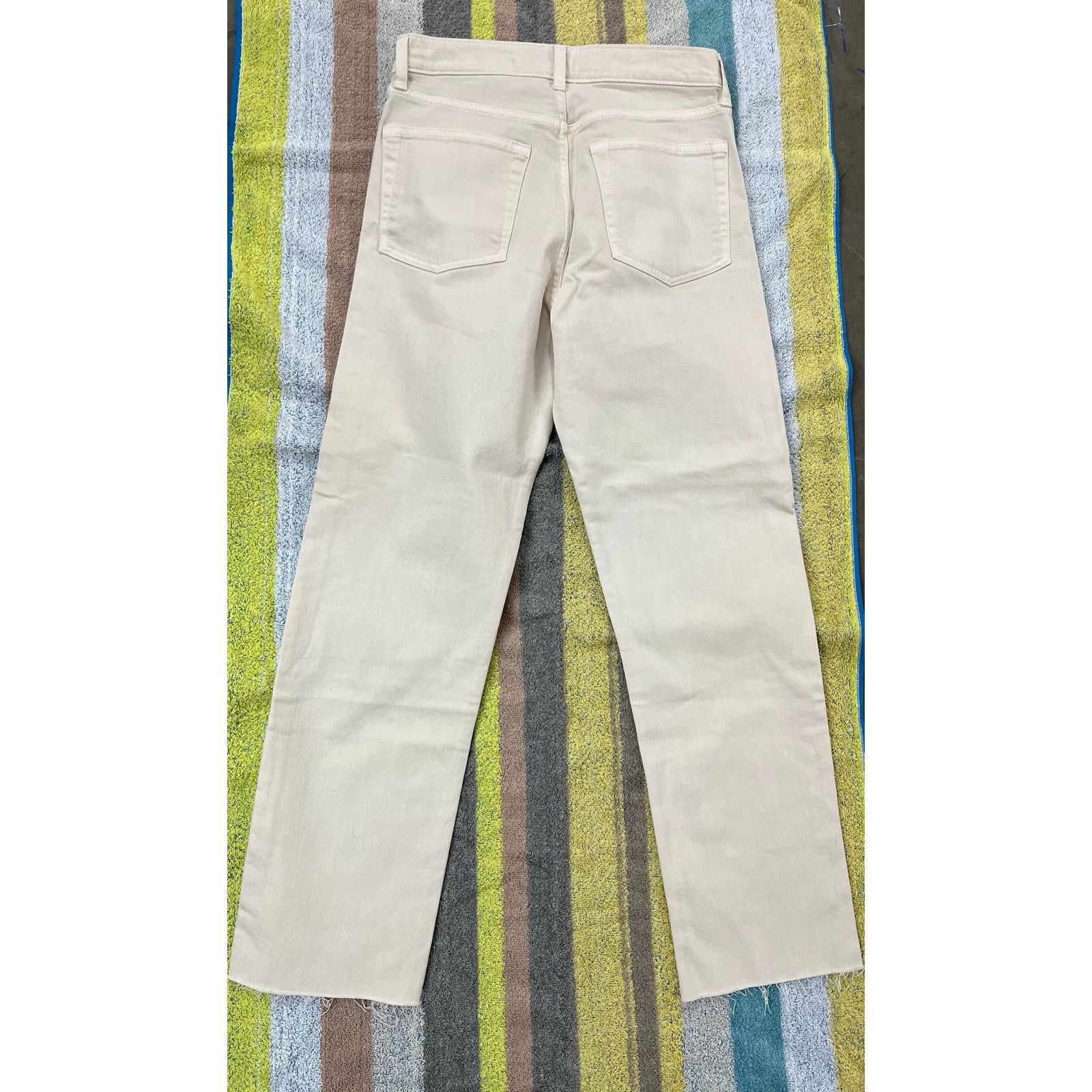 Gap Gap Women -High Rise Cheeky Straight / with Raw Hem/27R/NWOT Size 27" / US 4 / IT 40 - 3 Thumbnail