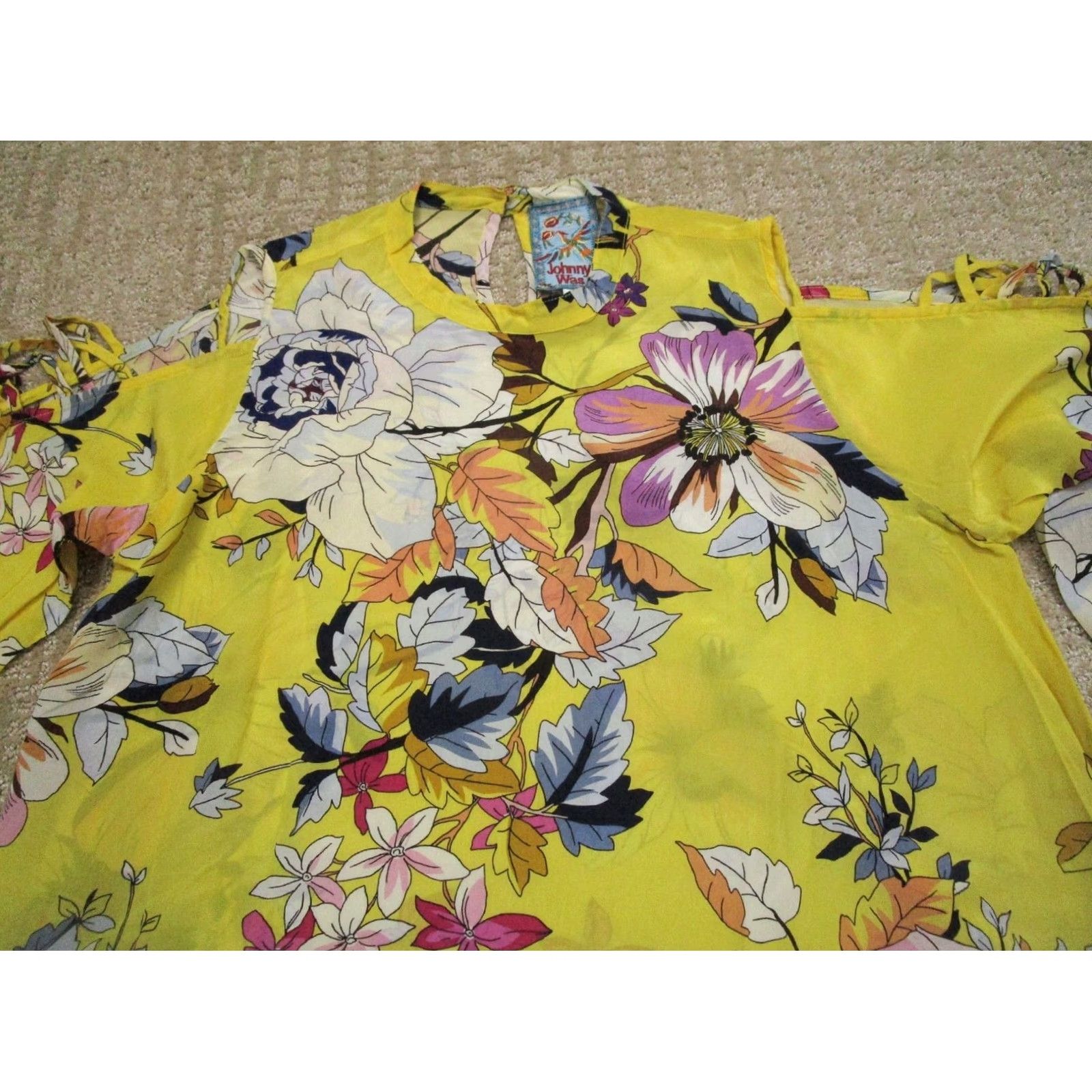 Johnny Was Johnny Was Shirt Women XS Yellow Floral Silk Blouse Bell Sleeve Bohemian, Designer, Flower, Colorful, Tunic, Casual, Travel, Party/Cocktail Women XS Size XS / US 0-2 / IT 36-38 - 2 Thumbnail