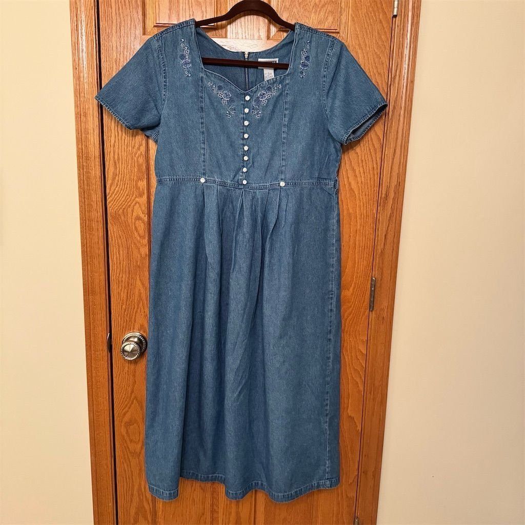 Other Erika & Co Women's L Blue Denim Floral Embroidered Knee Len Size L / US 10 / IT 46 - 1 Thumbnail