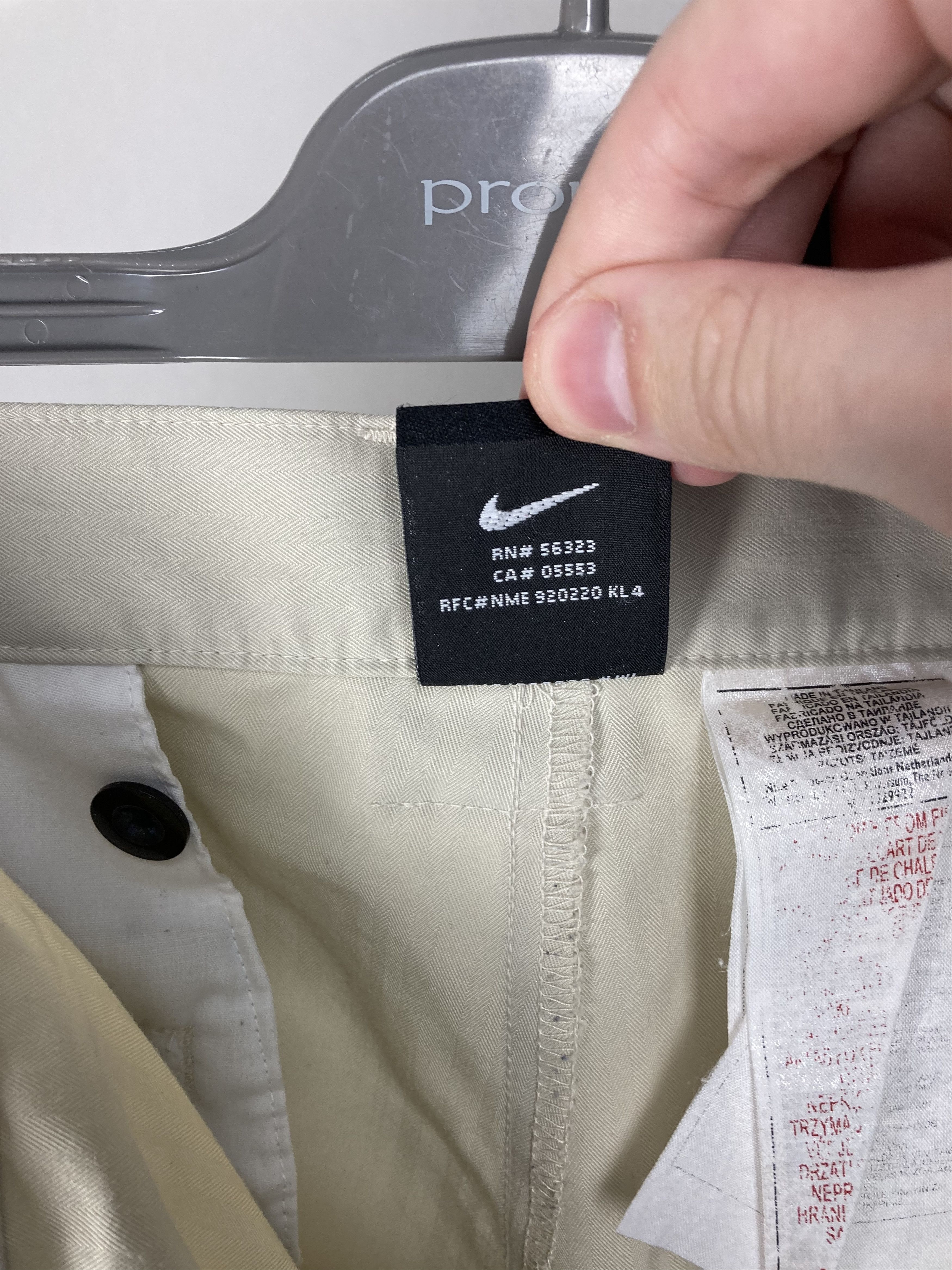 Nike Nike Golf Vintage Beige Oversized Shorts Swoosh Logo Size US 36 / EU 52 - 9 Thumbnail