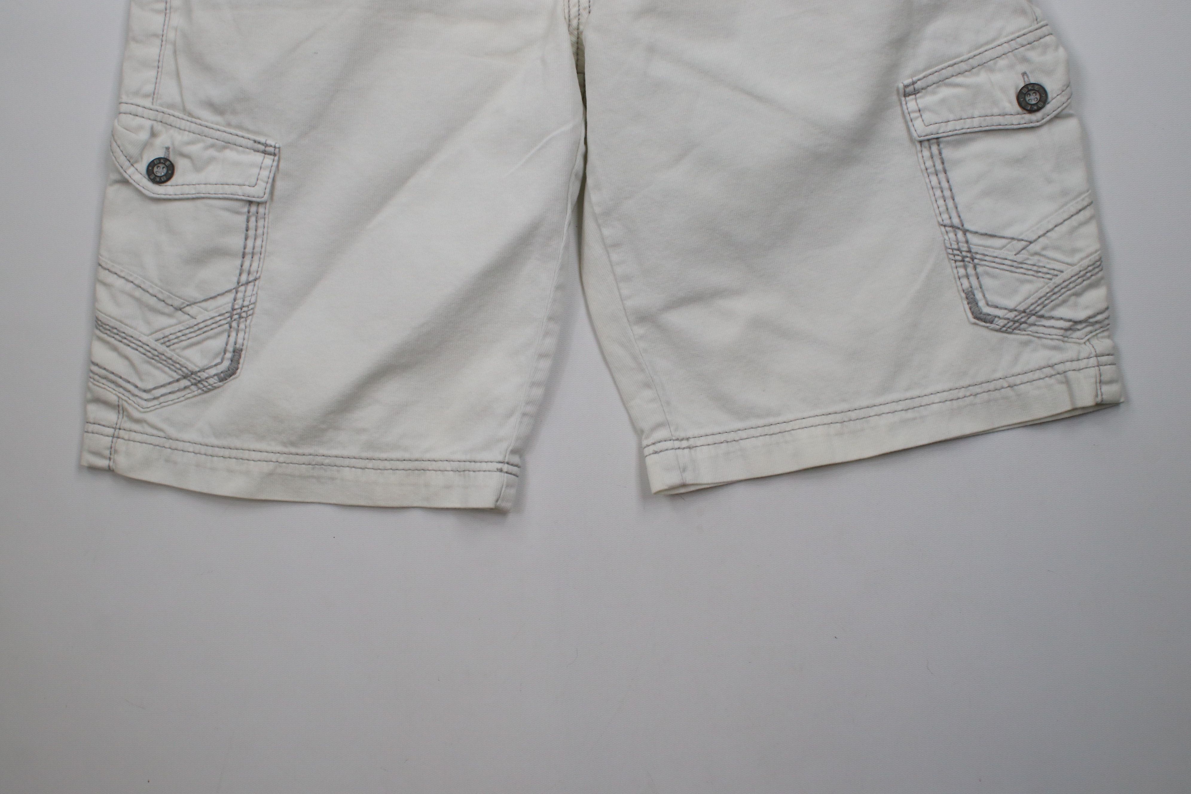 Vintage Buckle BKE Fit Baggy Ribbed Cargo Shorts White Cotton Size US 36 / EU 52 - 4 Thumbnail