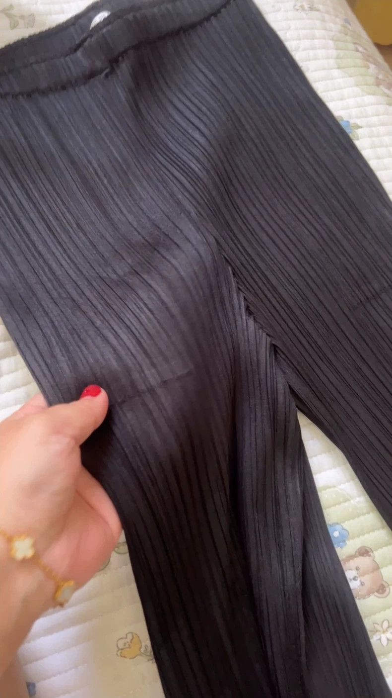 Issey Miyake issey miyake size:4 Black pleated pants Size 42" / US 20 - 1 Thumbnail