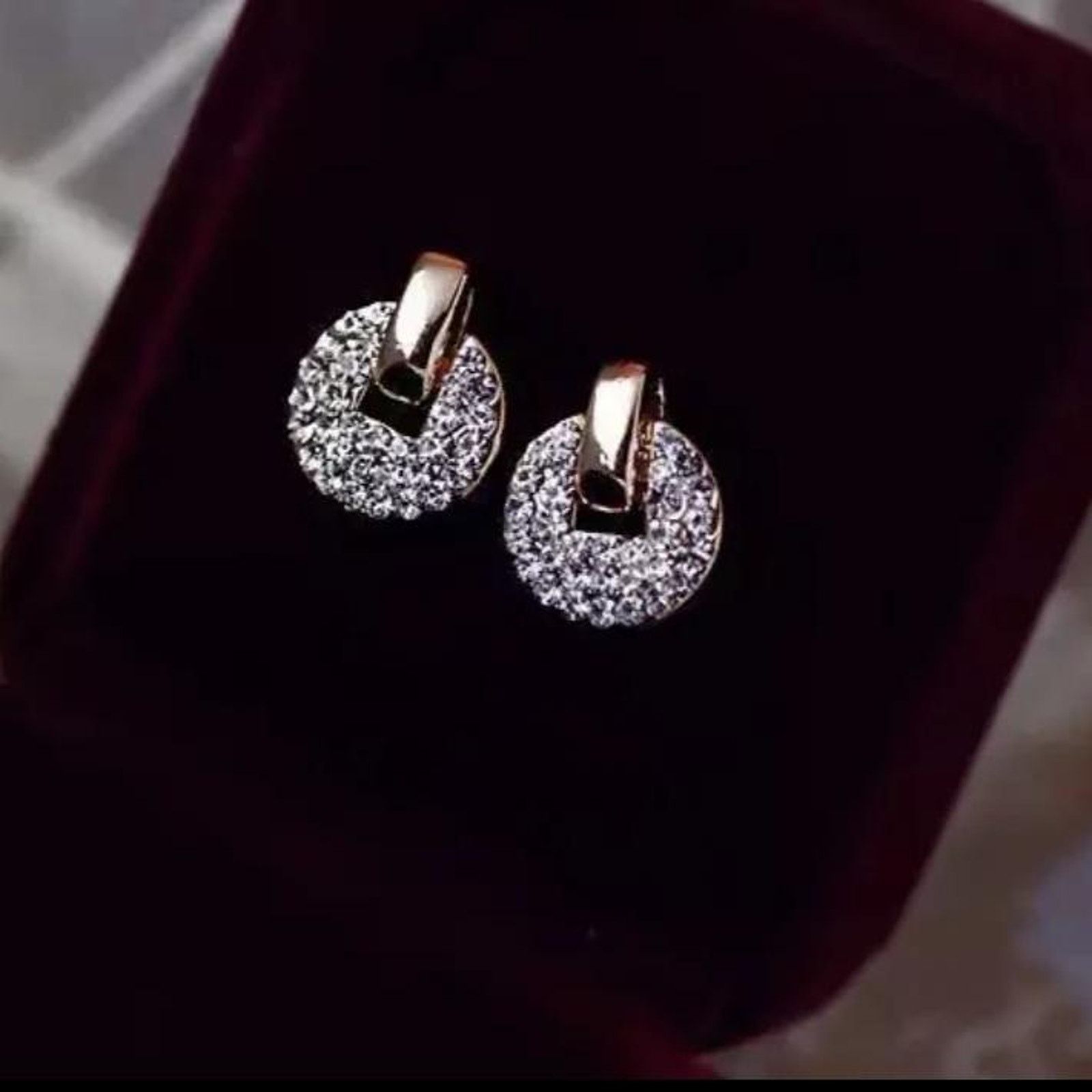 Diamond Earrings x Jewelry Camille Coin Crystal Studs Earrings in Gold, Women's