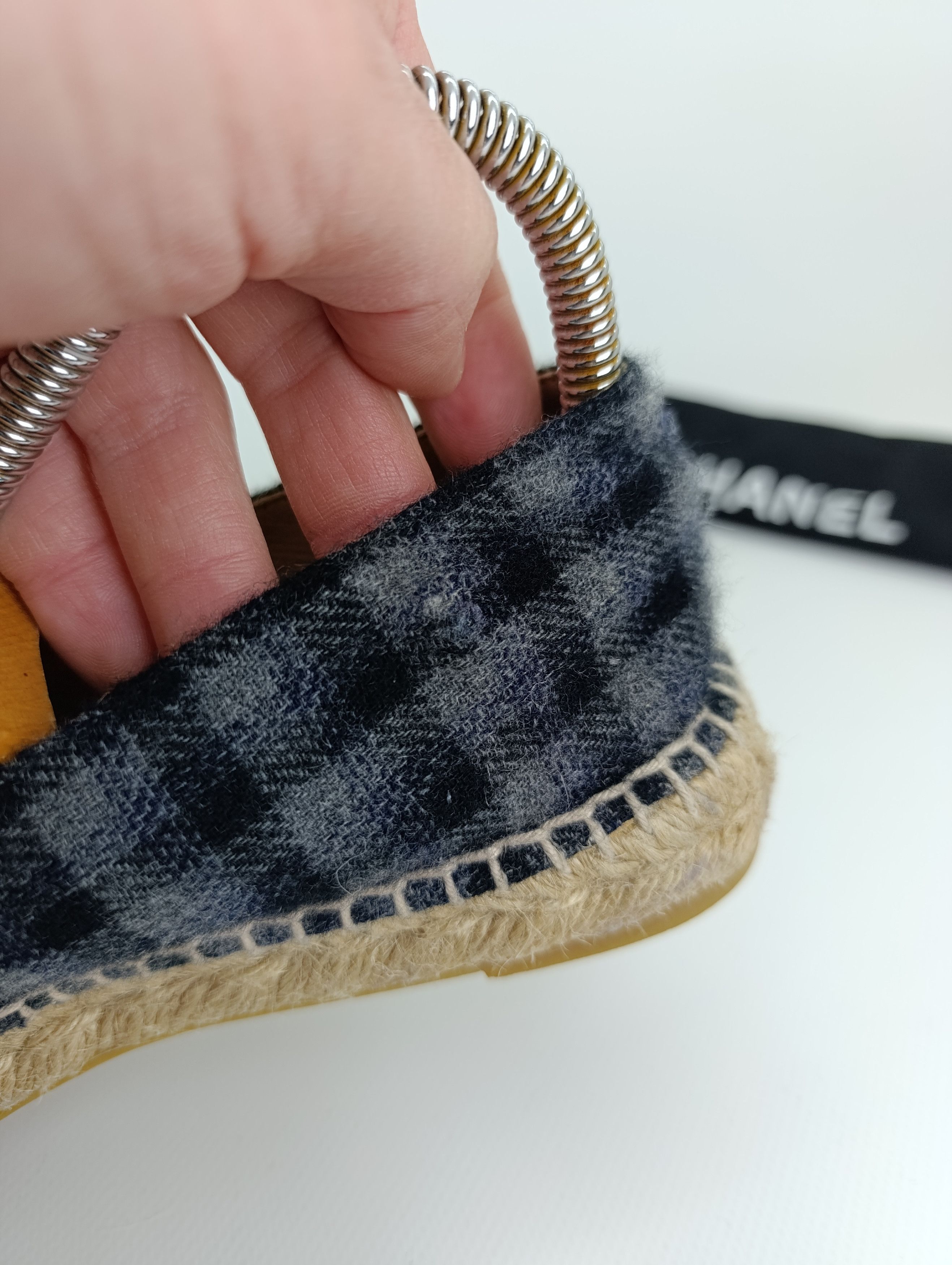 Chanel CHANEL ESPADRILLES FLANNEL CC LOGO GRAY WEDGE SHOES Size US 9 / IT 39 - 10 Thumbnail