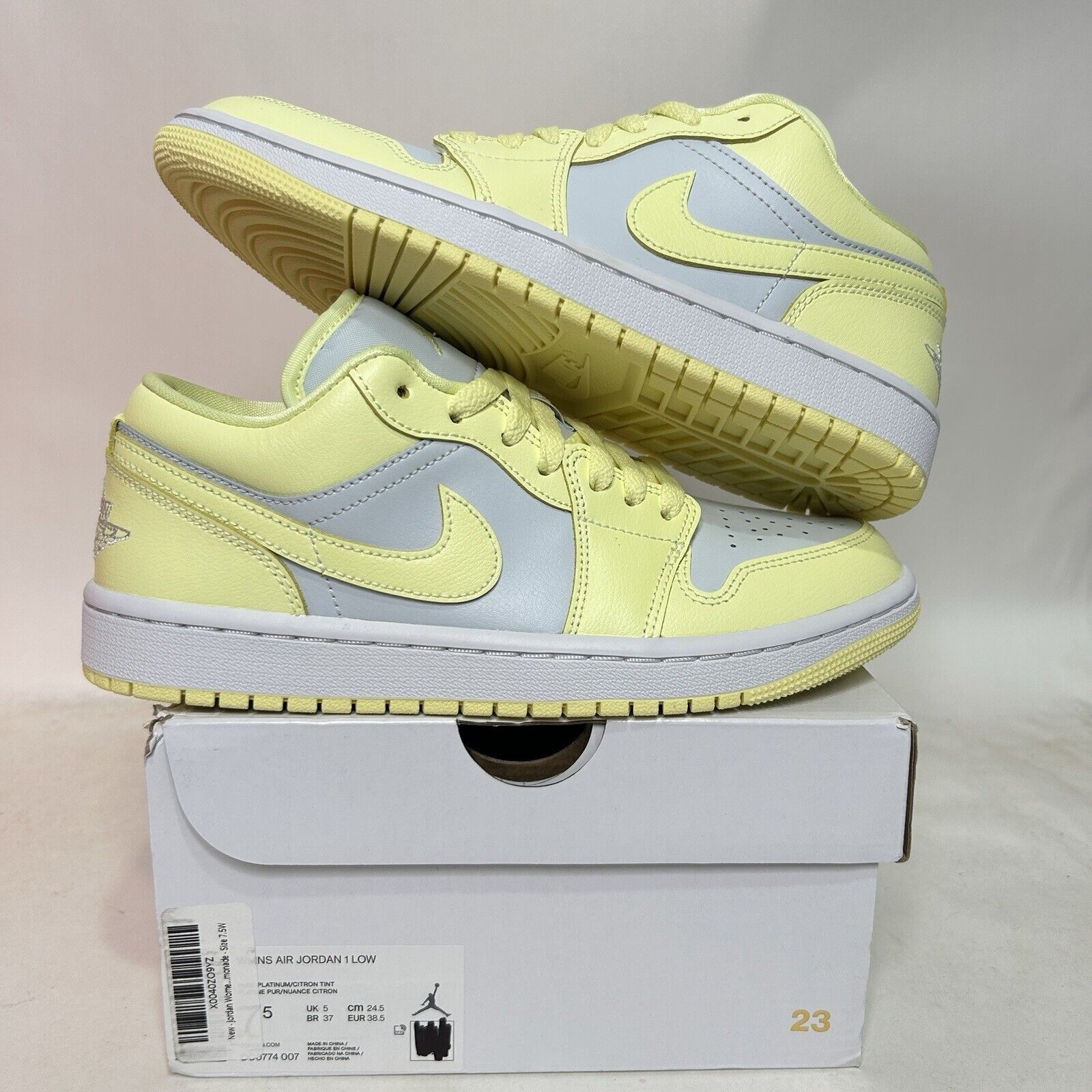 Nike Nike Air Jordan 1 Low Retro WMNS “Lemonade/Citron Tint” 2024 Size US 7.5 / IT 37.5 - 1 Thumbnail