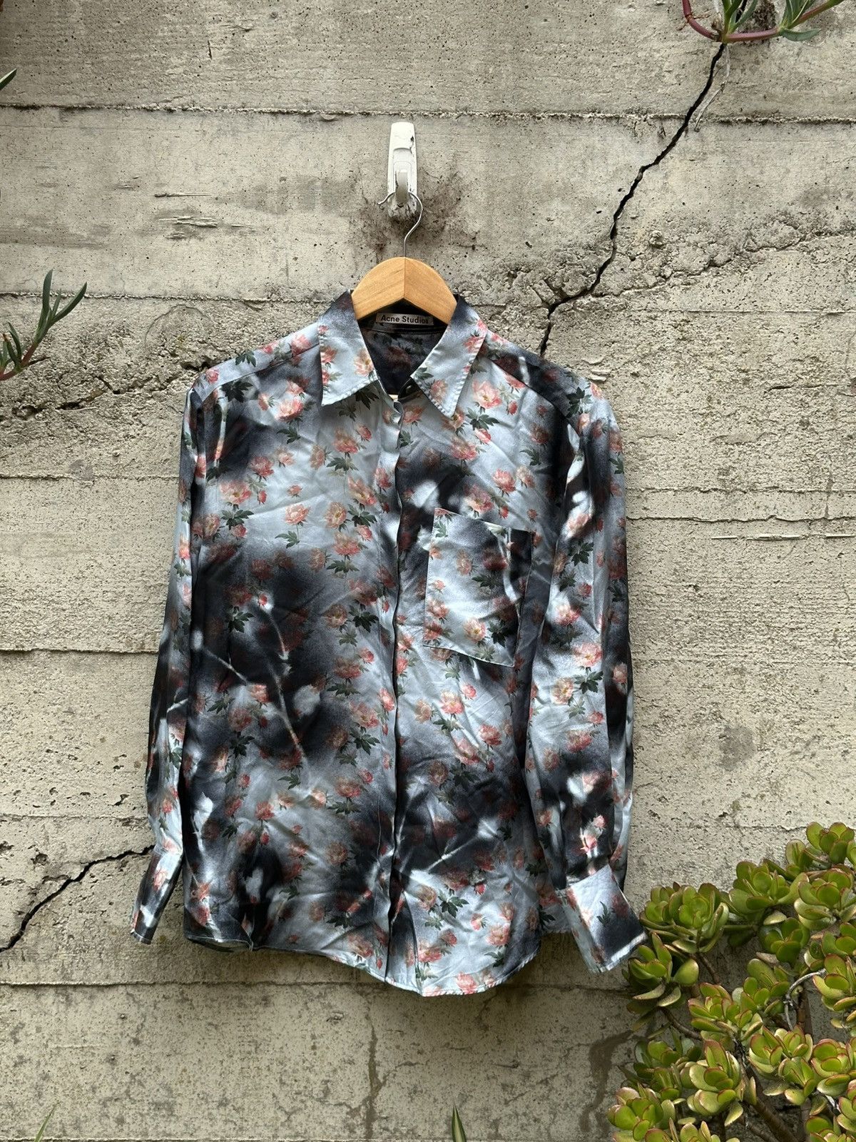 Acne Studios RARE GRAIL Acne Studios burnt rose water button up shirt Size US L / EU 52-54 / 3 - 2 Thumbnail