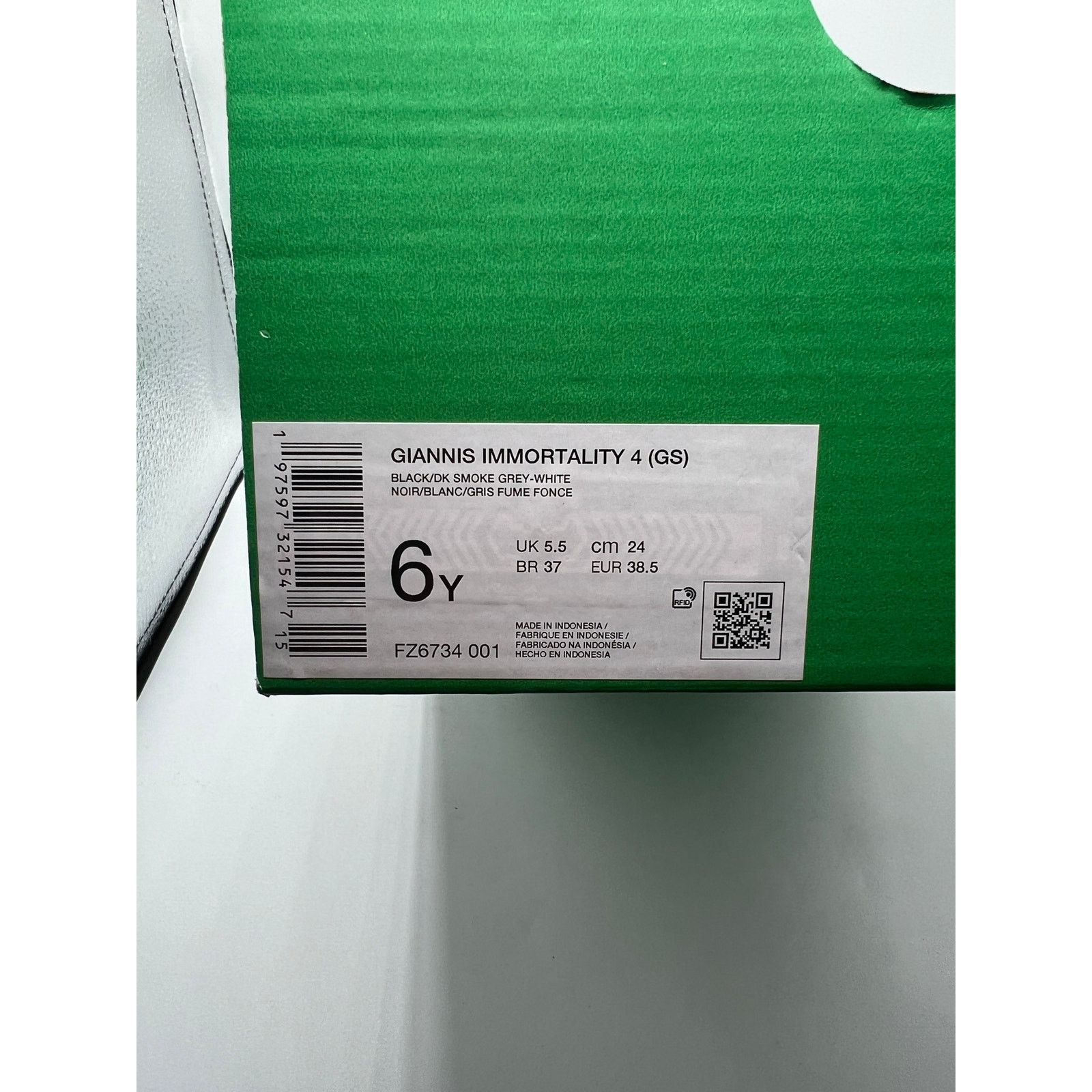 Nike Nike Giannis Immortality 4 GS “Black” size 6Y Size US 6 / EU 39 - 7 Thumbnail