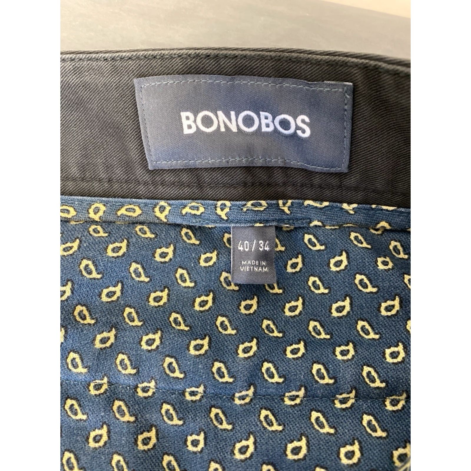 Bonobos BONOBOS Slim Taper Chino Pants Men 40 Regular Inseam 34 Dark Gray Cotton Blend Zip Front Mid Rise Men’s Slim Tapered Pants 40 Mens Gray 158-3 Size US 40 / EU 56 - 7 Thumbnail