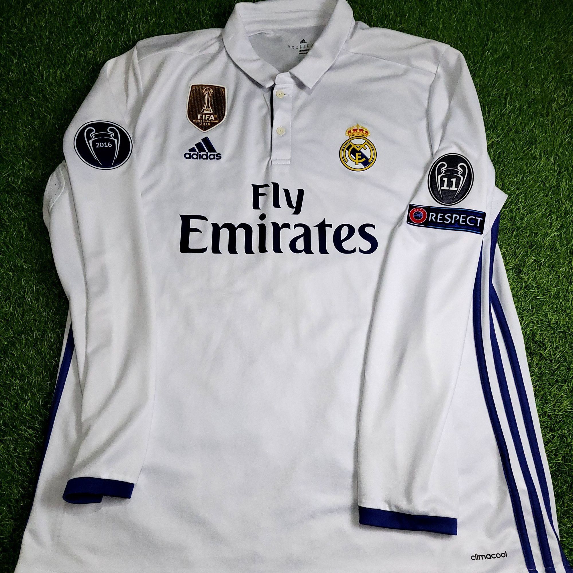 Adidas Ronaldo Real Madrid 2016 2017 Soccer Jersey XL Size US XL / EU 56 / 4 - 2 Thumbnail