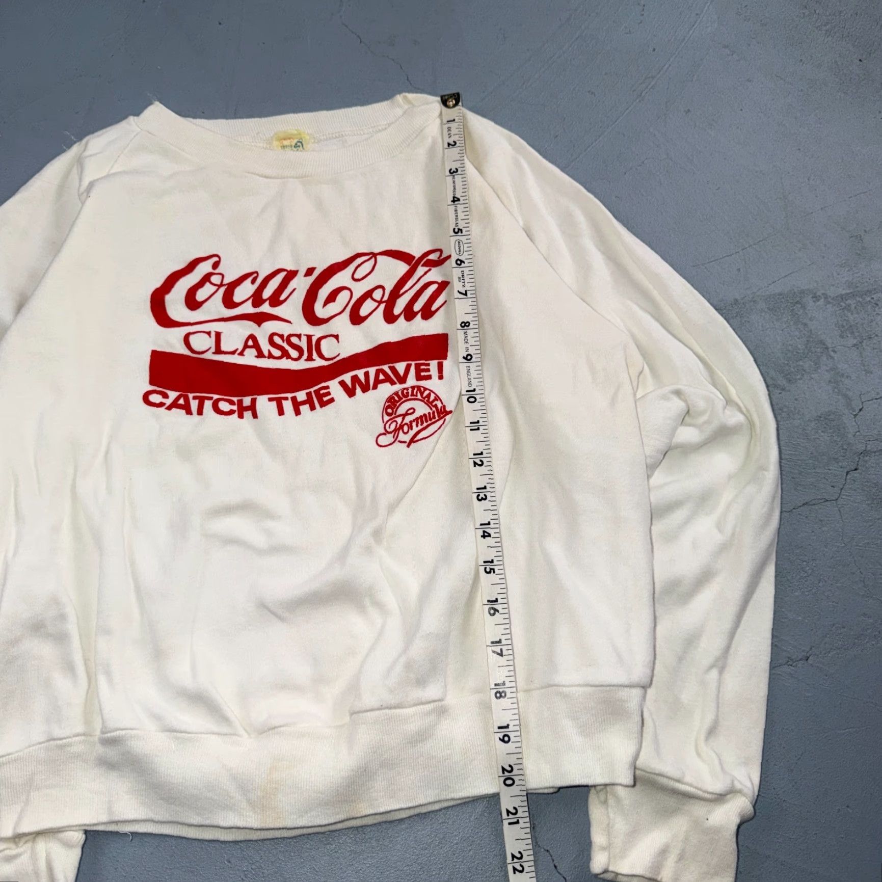 Vintage VINTAGE Coca-Cola Sweatshirt Crewneck Men L White 80s USA Graphic Print Pullover Size US L / EU 52-54 / 3 - 3 Thumbnail