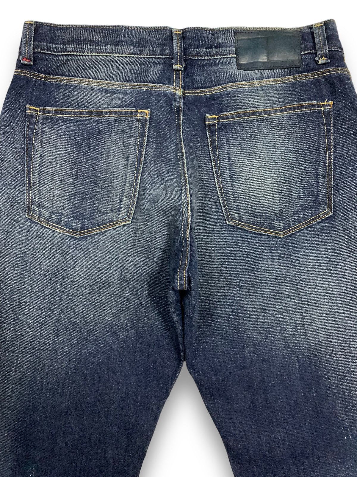 Tommy Hilfiger Tommy Hilfiger Blue Wash Straight Leg Distressed Jeans Size US 32 / EU 48 - 13 Thumbnail