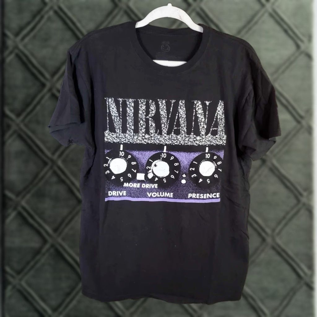 Vintage Nirvana T Shirt Mens L Rare Graphic Band Tee Y2K Grunge 90’s Size US L / EU 52-54 / 3 - 1 Thumbnail