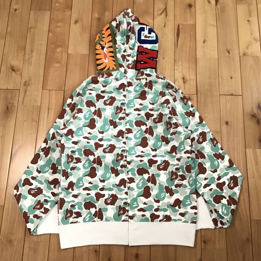 Bape 2024 🔥Sendai Store Camo🔥 BAPE shark full zip hoodie APE Size US M / EU 48-50 / 2 - 2 Thumbnail
