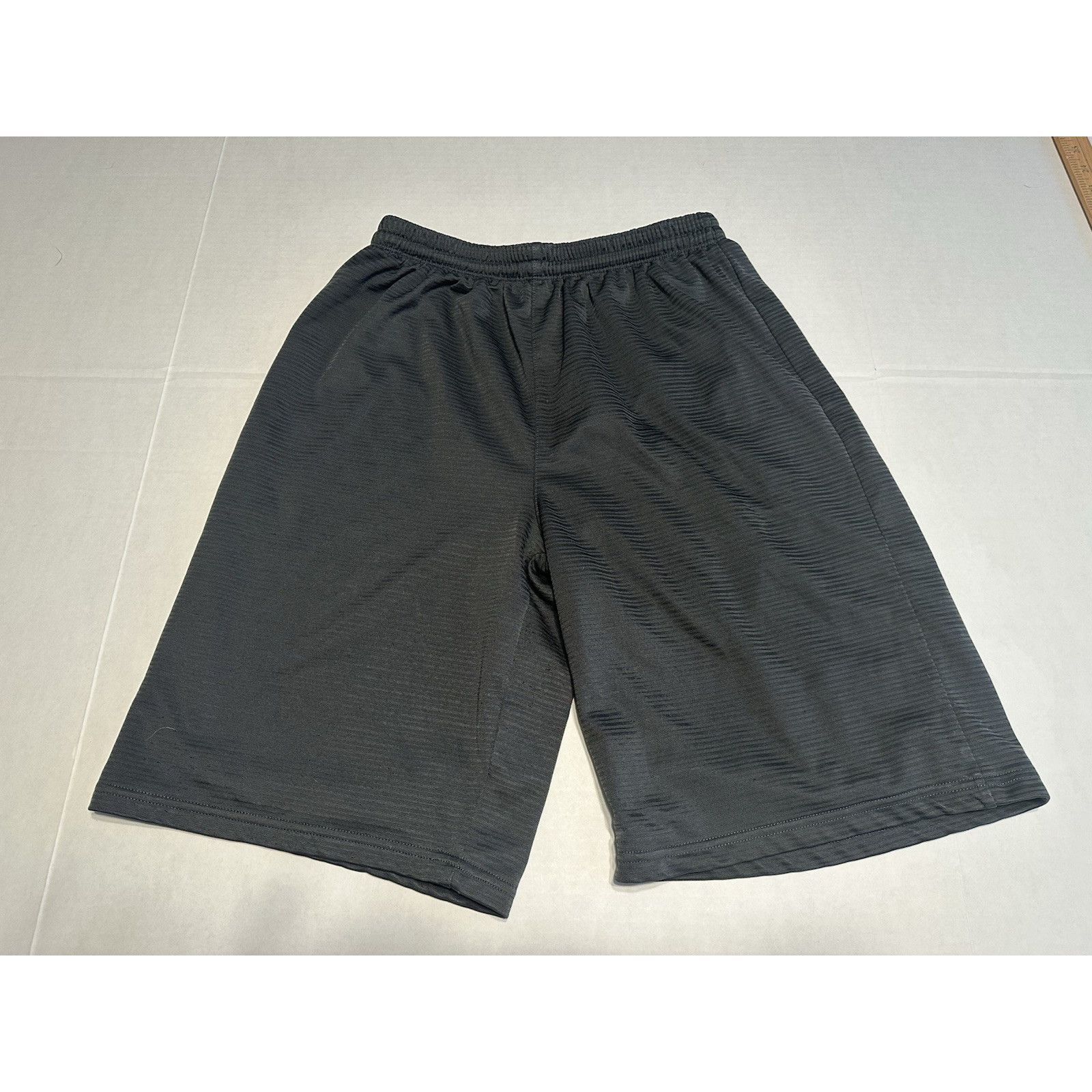Other Academy Athletic Shorts 2 Red/ Gray XL 18/20 Basketball Size US 28 / EU 44 - 11 Thumbnail