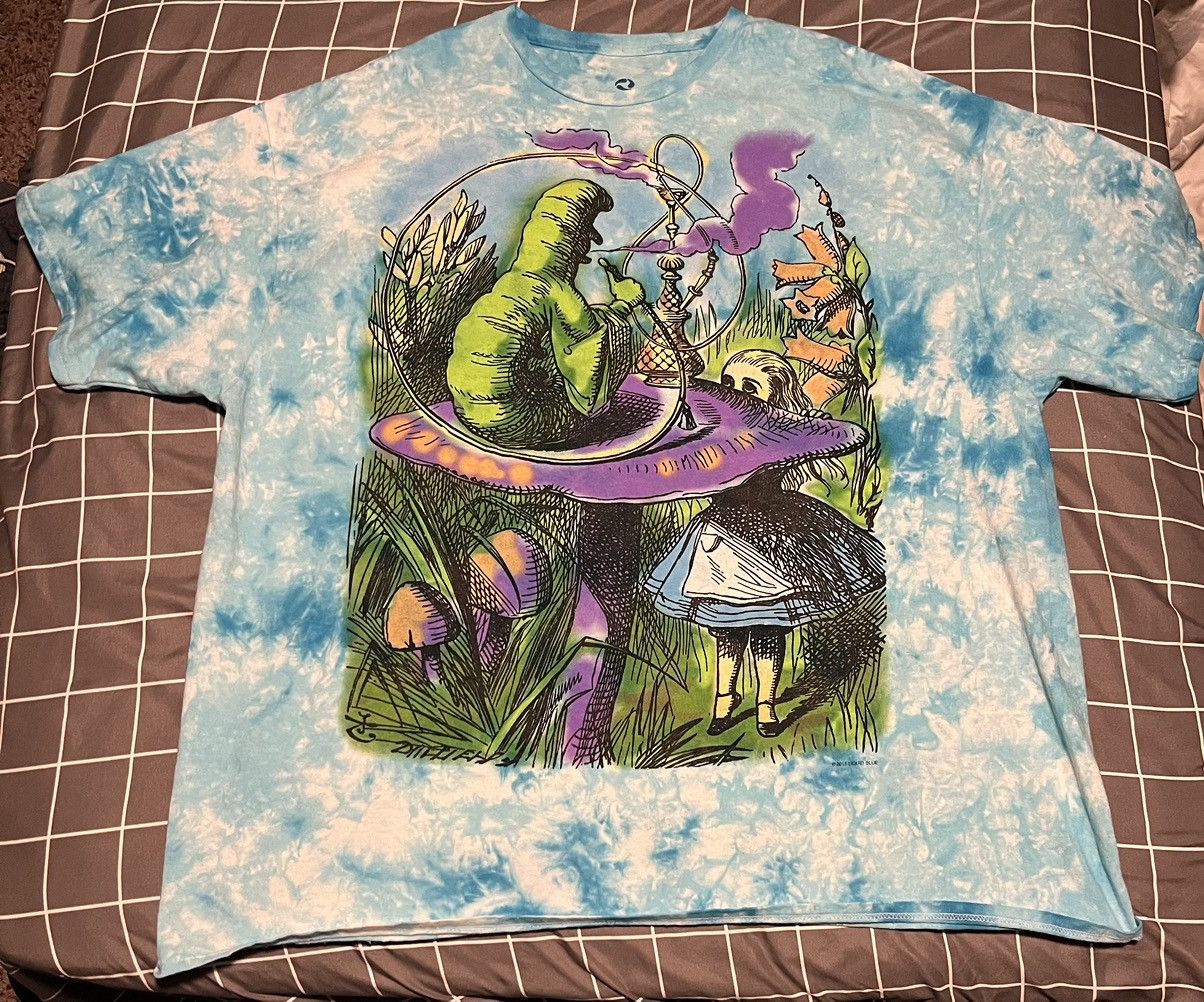 Liquid Blue × Vintage Liquid Blue Alice in Wonderland AOP Size US XXL / EU 58 / 5 - 1 Thumbnail