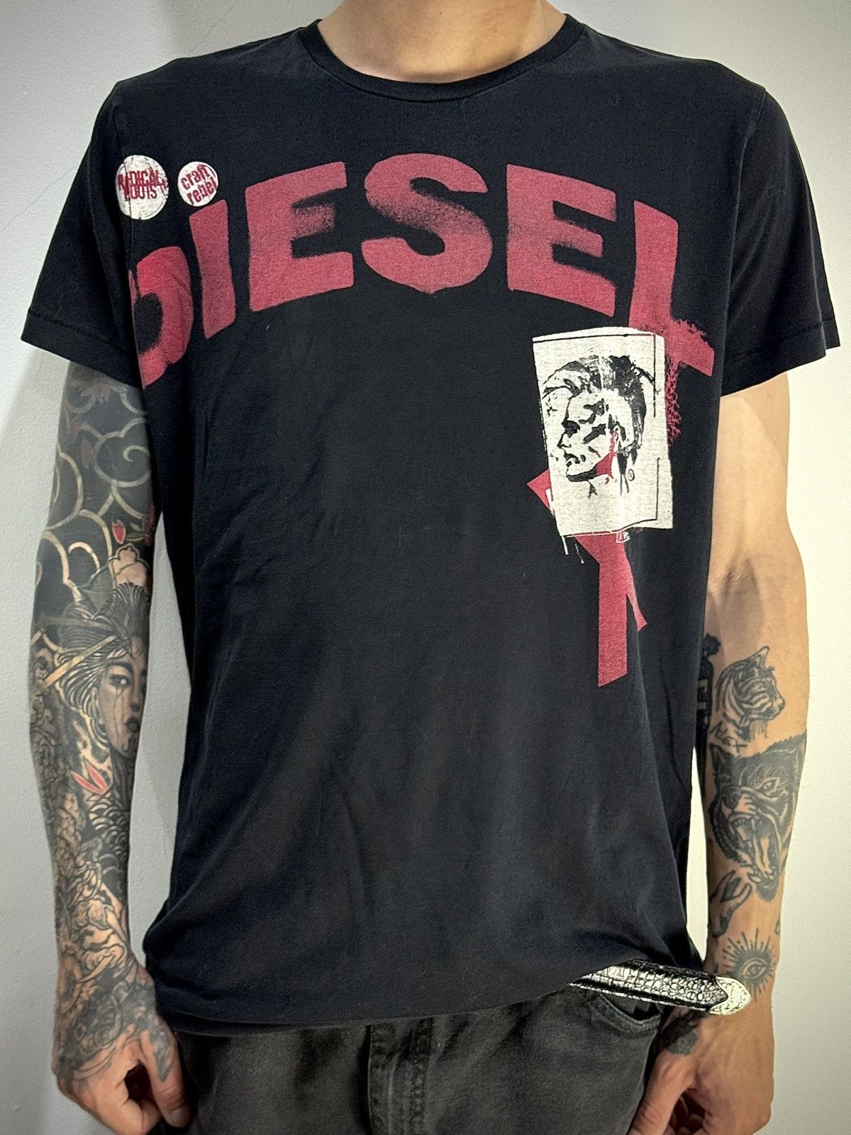 Diesel Vintage Diesel Og Logo Tshirt Size US L / EU 52-54 / 3 - 1 Thumbnail