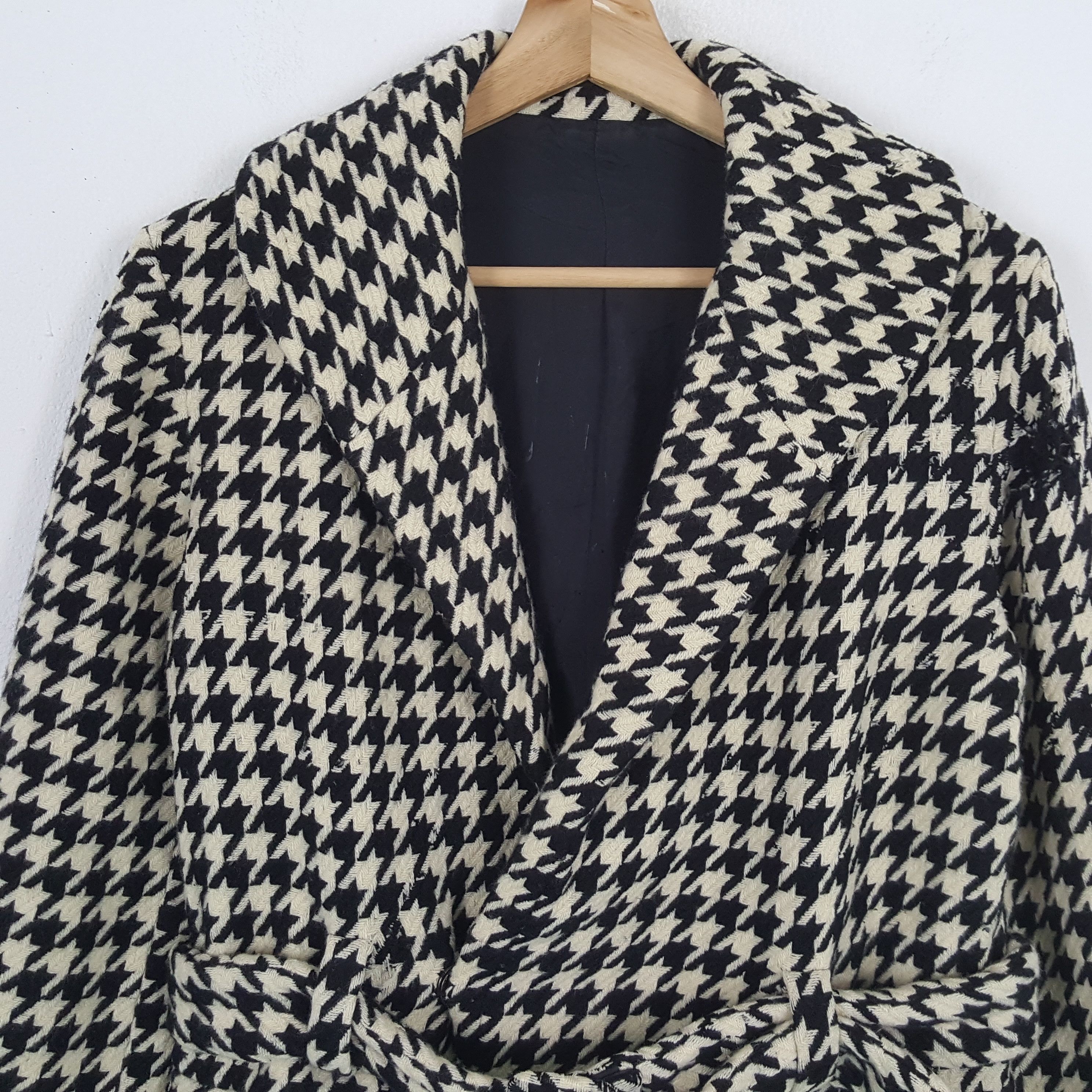 Japanese Brand × Vintage × Yohji Yamamoto Vintage YOHJI YAMAMOTO Japanese Designer Distressed Blazer Size S / US 4 / IT 40 - 2 Thumbnail