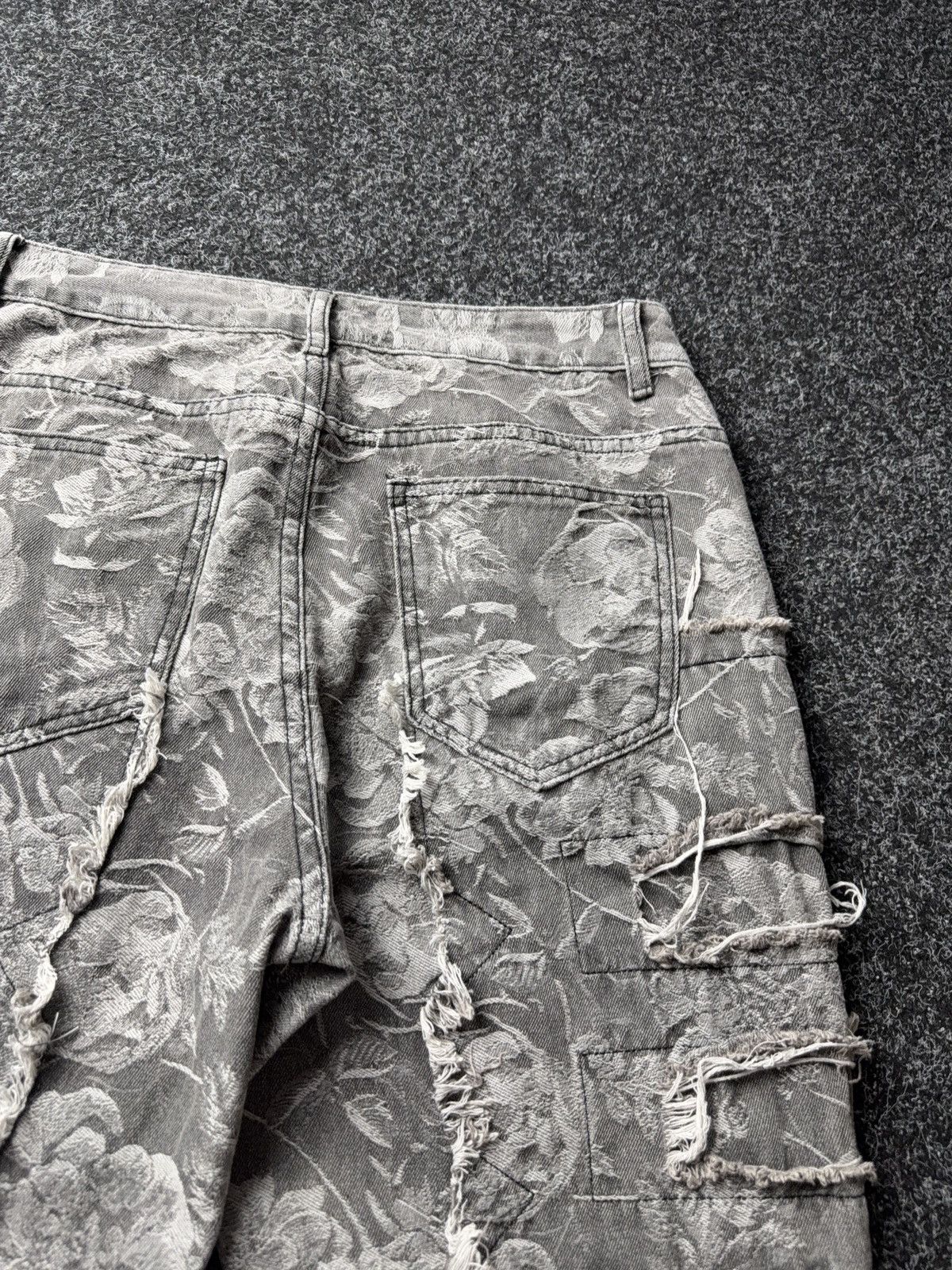 Japanese Brand 00s Distressed Grey Denim Jeans Opium Punk Grunge Wide Leg Size US 32 / EU 48 - 15 Thumbnail