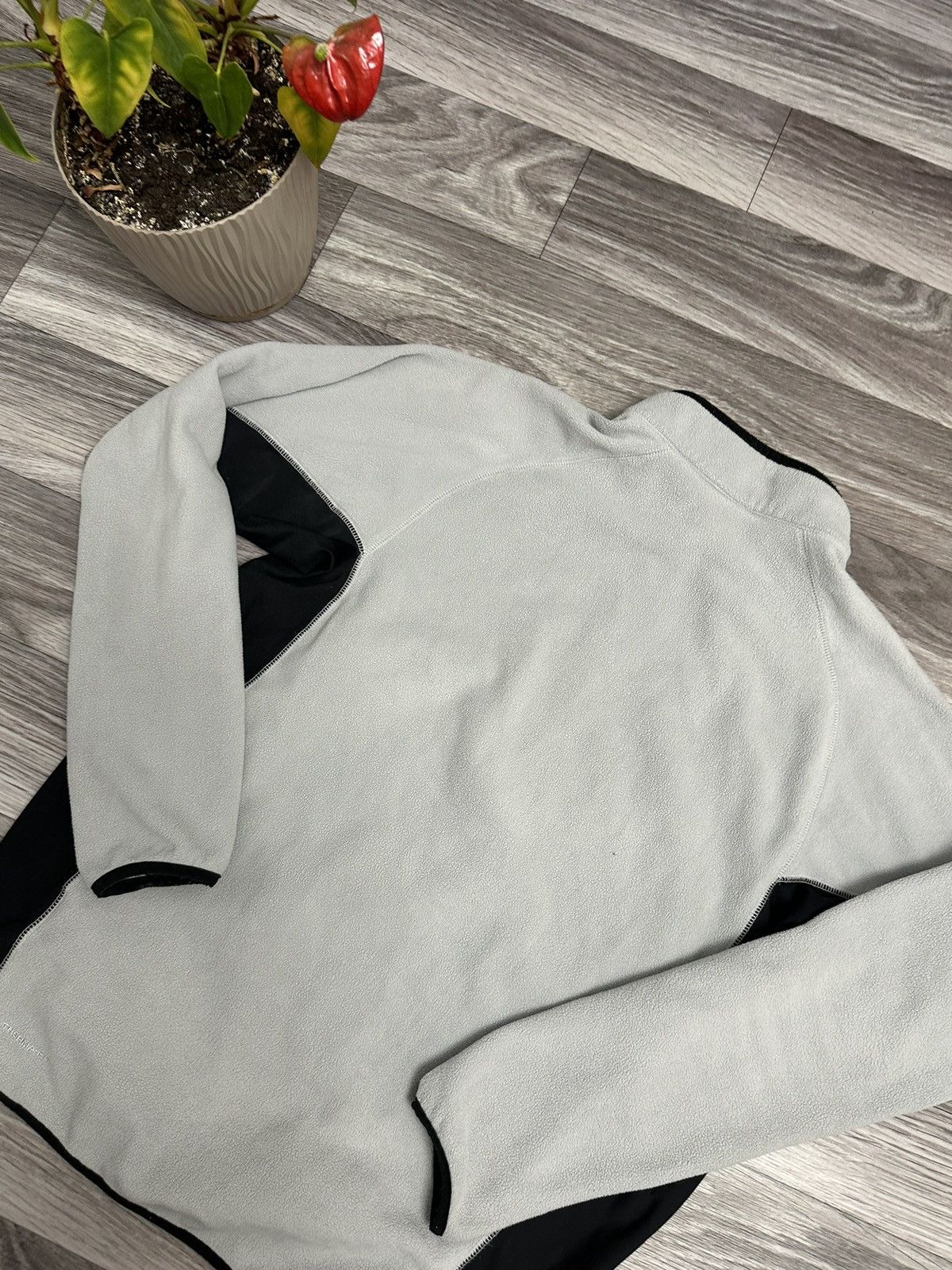 Nike Nike Vintage 00s Grey 1/4 Zip Fleece Sweatshirt hype size XL Size US XL / EU 56 / 4 - 7 Thumbnail