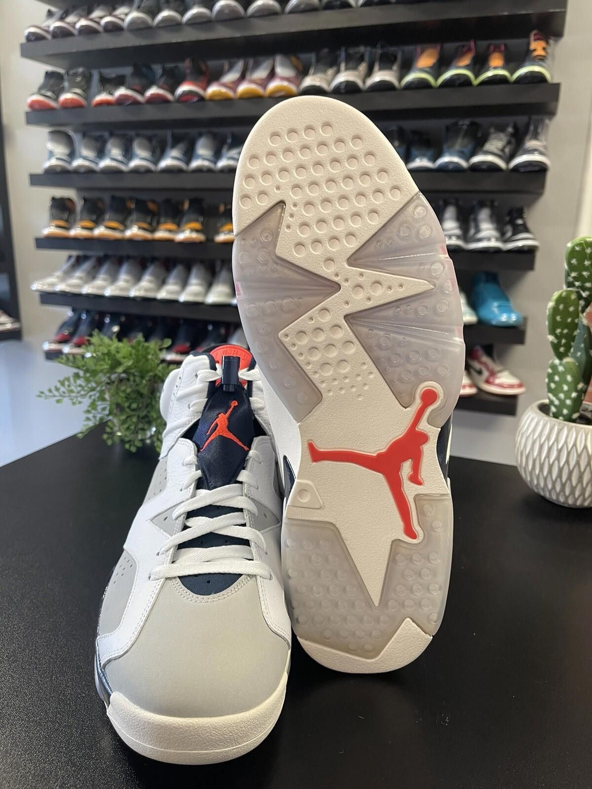 Jordan Brand Size 11.5 - Air Jordan 6 Retro “Tinker” Infrared 384664-104 Size US 11.5 / EU 44-45 - 8 Thumbnail