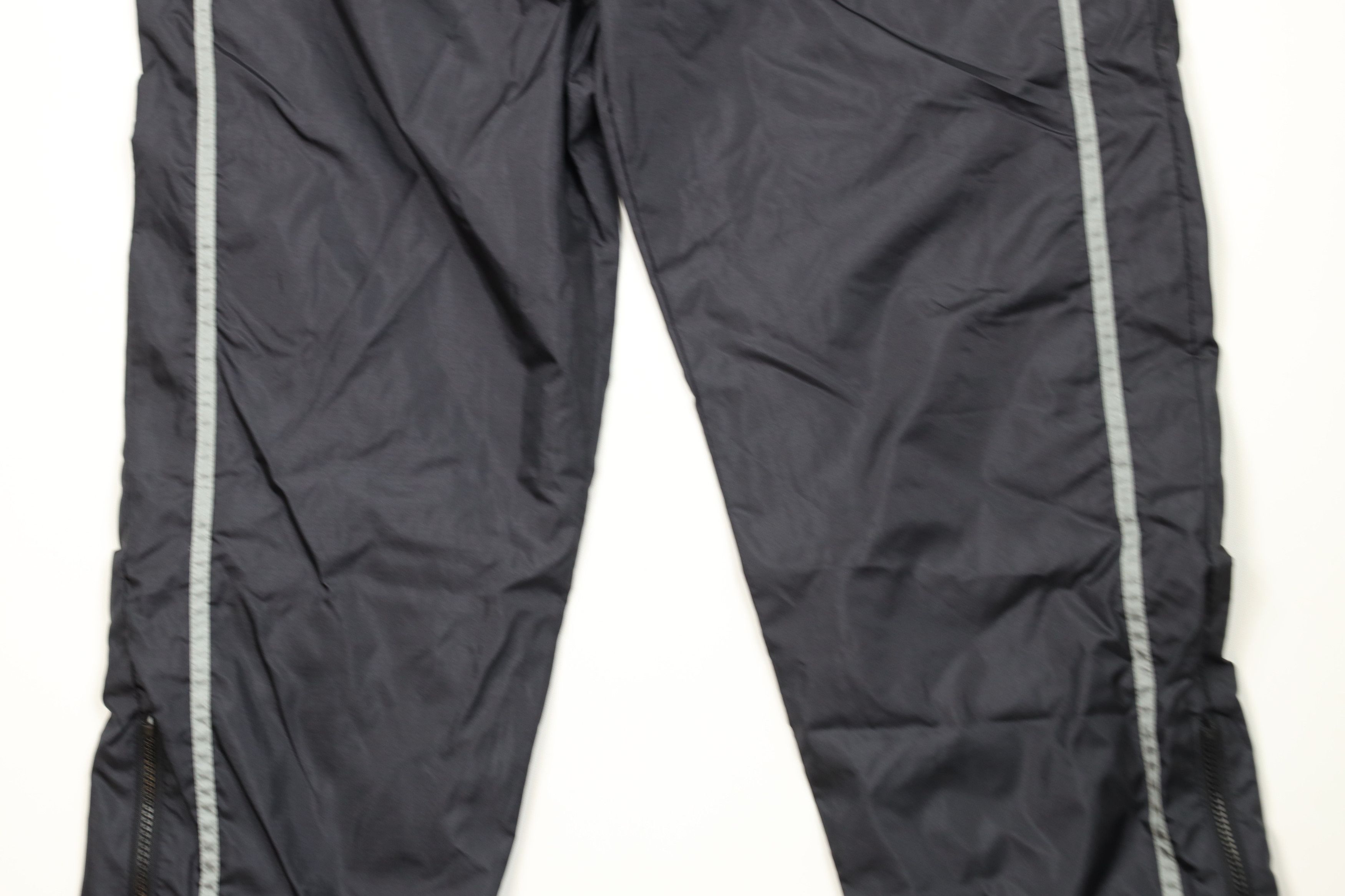 Reebok Vintage 90s Reebok Logo Lined Ripstop Windbreaker Pants Blue Size US 36 / EU 52 - 3 Thumbnail