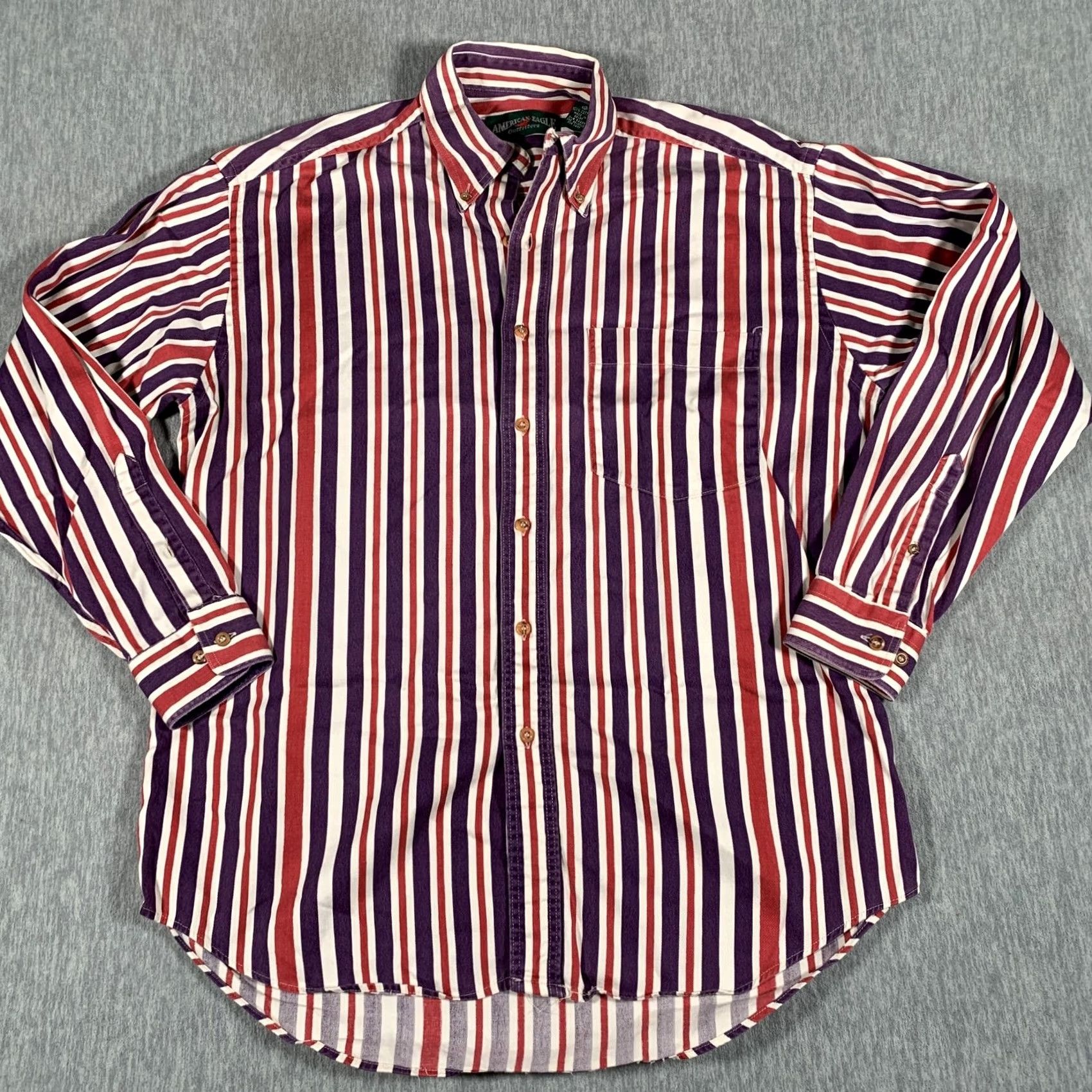 American Eagle Outfitters VINTAGE? No. Size US M / EU 48-50 / 2 - 2 Thumbnail