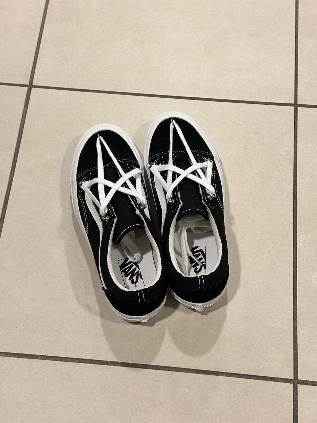 Vans Custom Vans Vault Old Skool – Tainted.ny Inspired Size US 9 / EU 42 - 7 Thumbnail