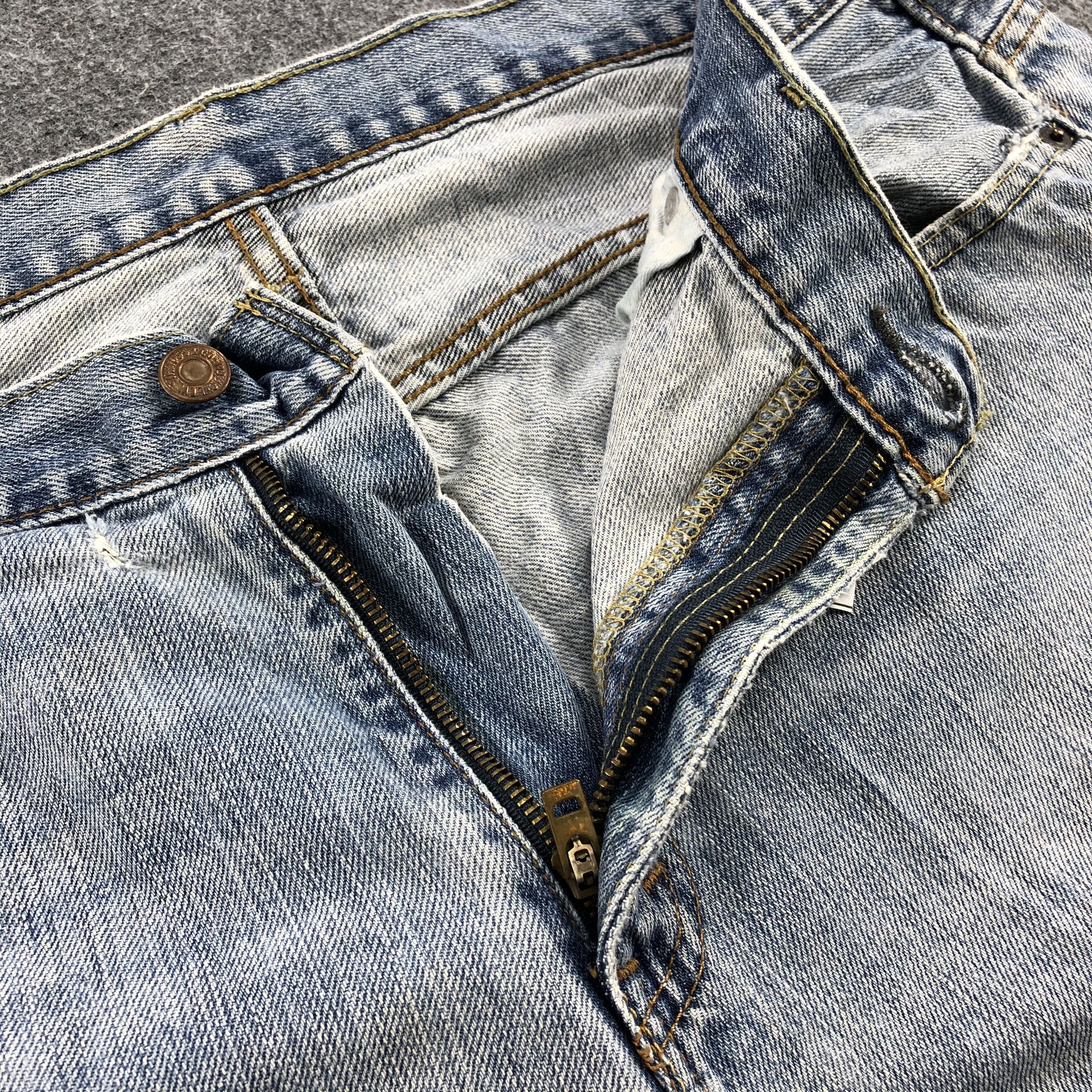 Levi's × Vintage Vintage Light Wash Levis 569 Jeans-JM723 Size US 36 / EU 52 - 8 Thumbnail