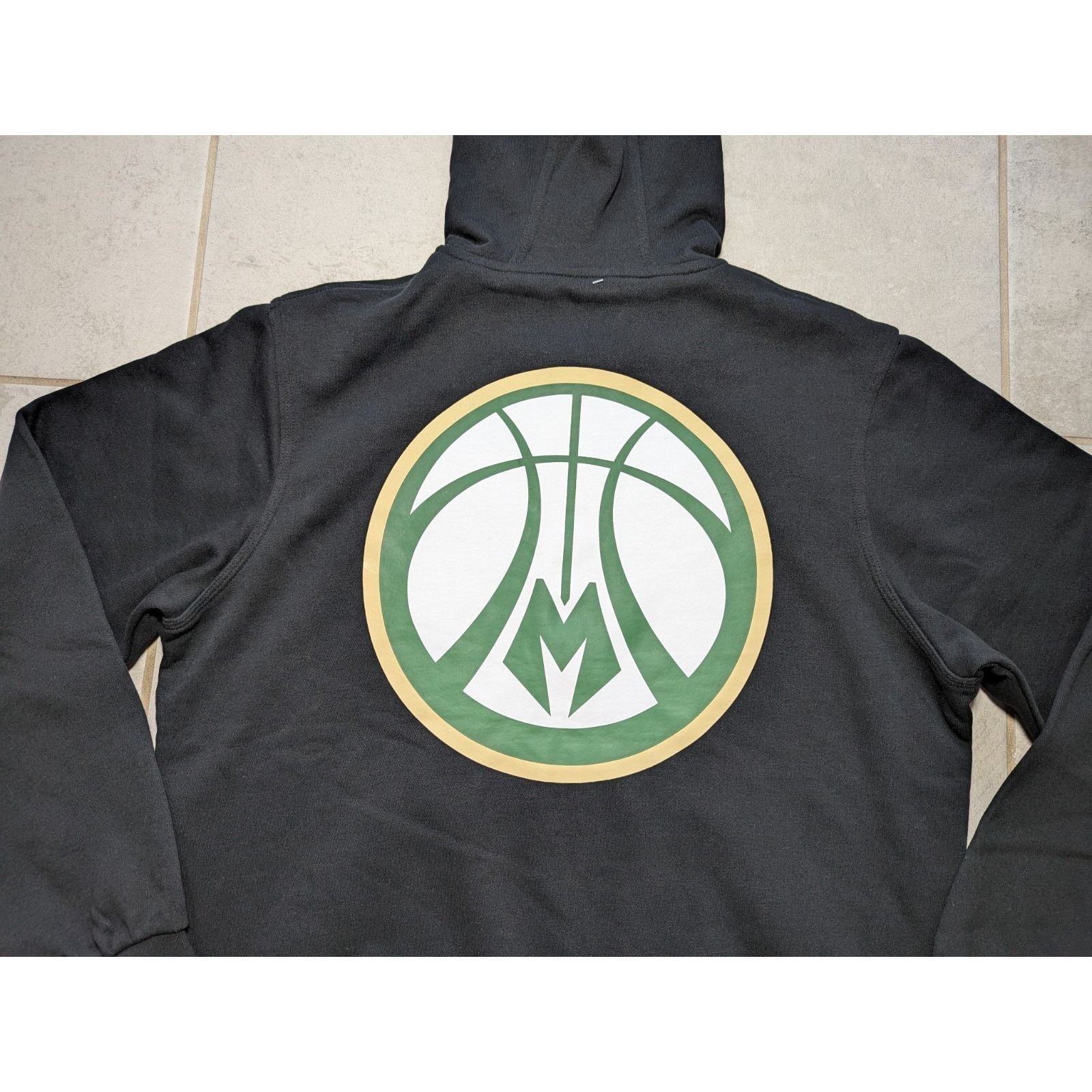 Other Milwaukee Bucks Men's Small Sportiqe Full Zip Hoodie Size US S / EU 44-46 / 1 - 7 Thumbnail