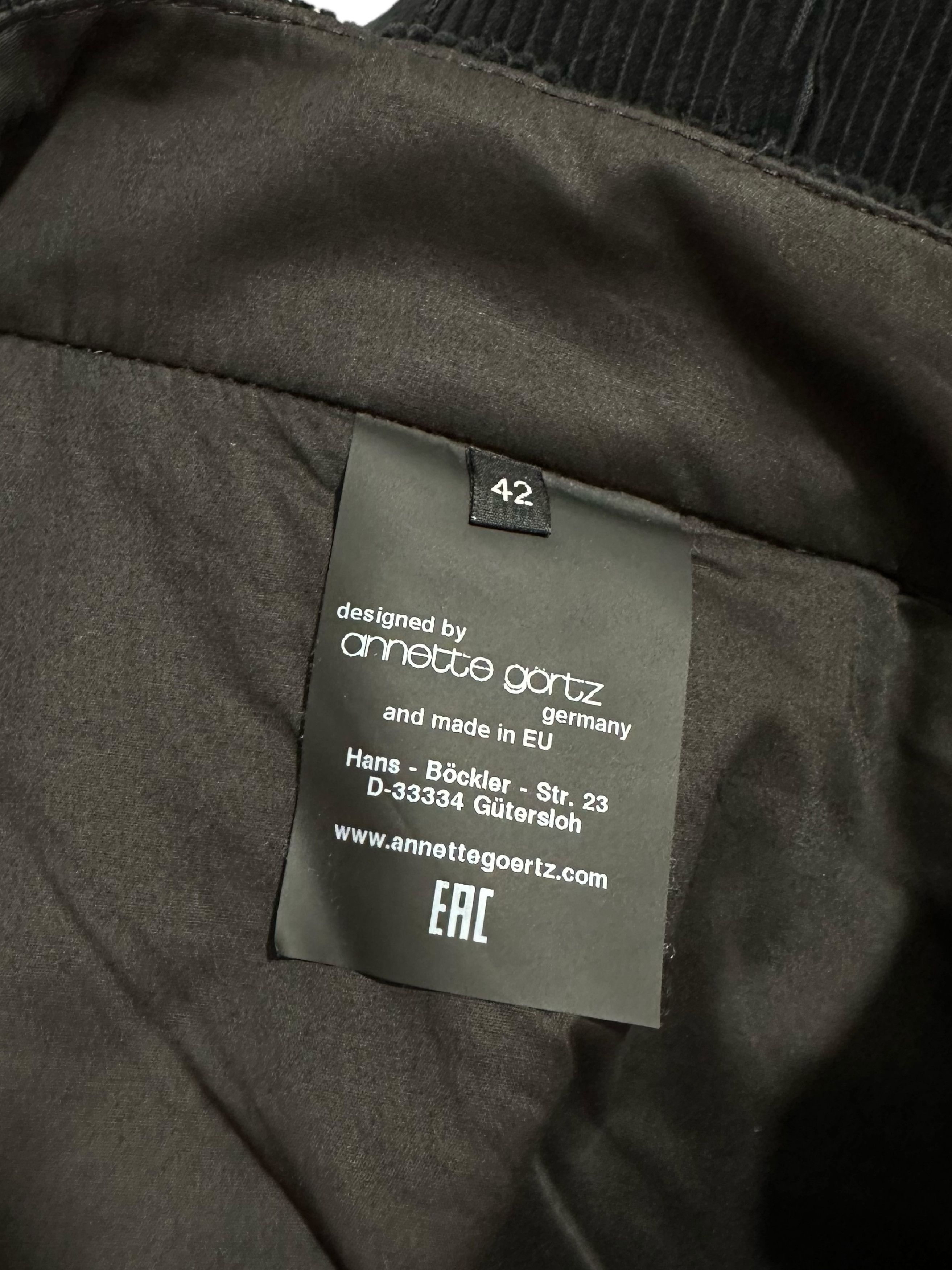 Annette Gortz Annette Gortz Black Cropped Velvet Relaxed Pants EU42 Size 34" / US 12 / IT 48 - 4 Thumbnail