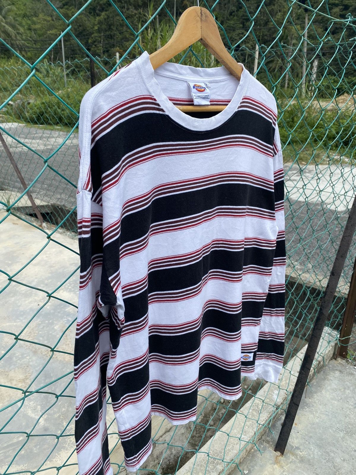 Dickies Dickies striped long sleeve tshirt Size US L / EU 52-54 / 3 - 3 Thumbnail