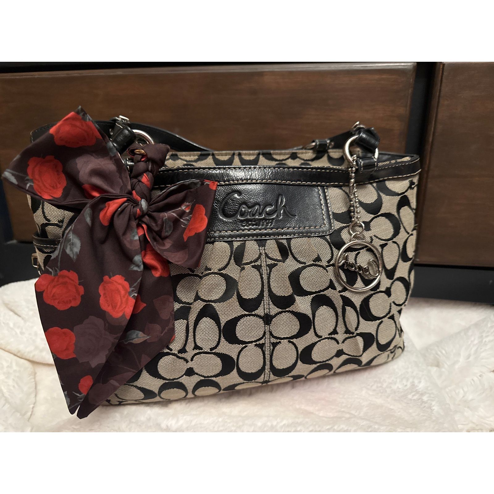 Coach Pleated Signature Stripe Tote / Gallery Tote in Grey, Women's
