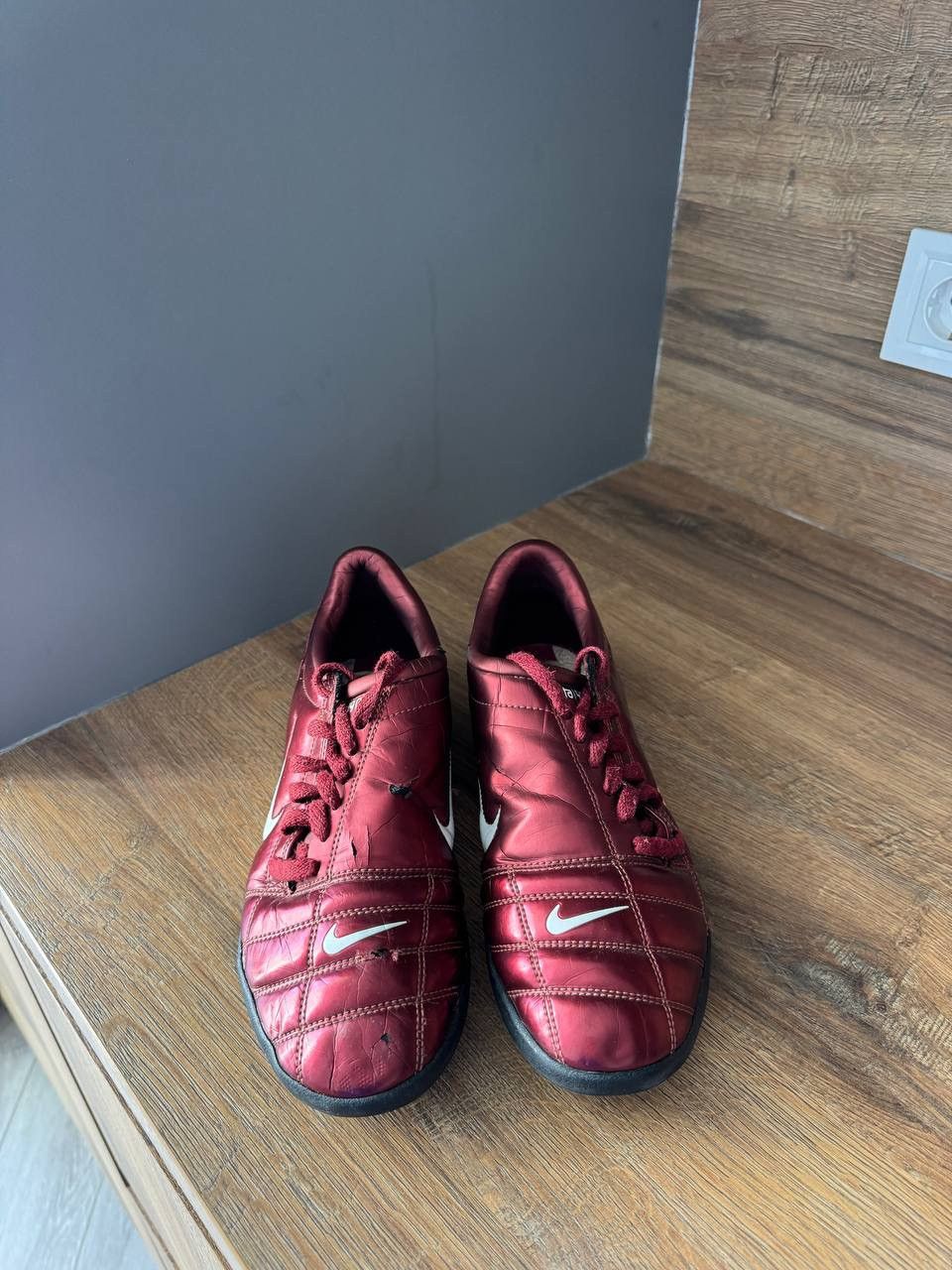 Nike Vintage Nike Total 90 T90 III Soccer Shoes Football Size US 9 / EU 42 - 11 Thumbnail