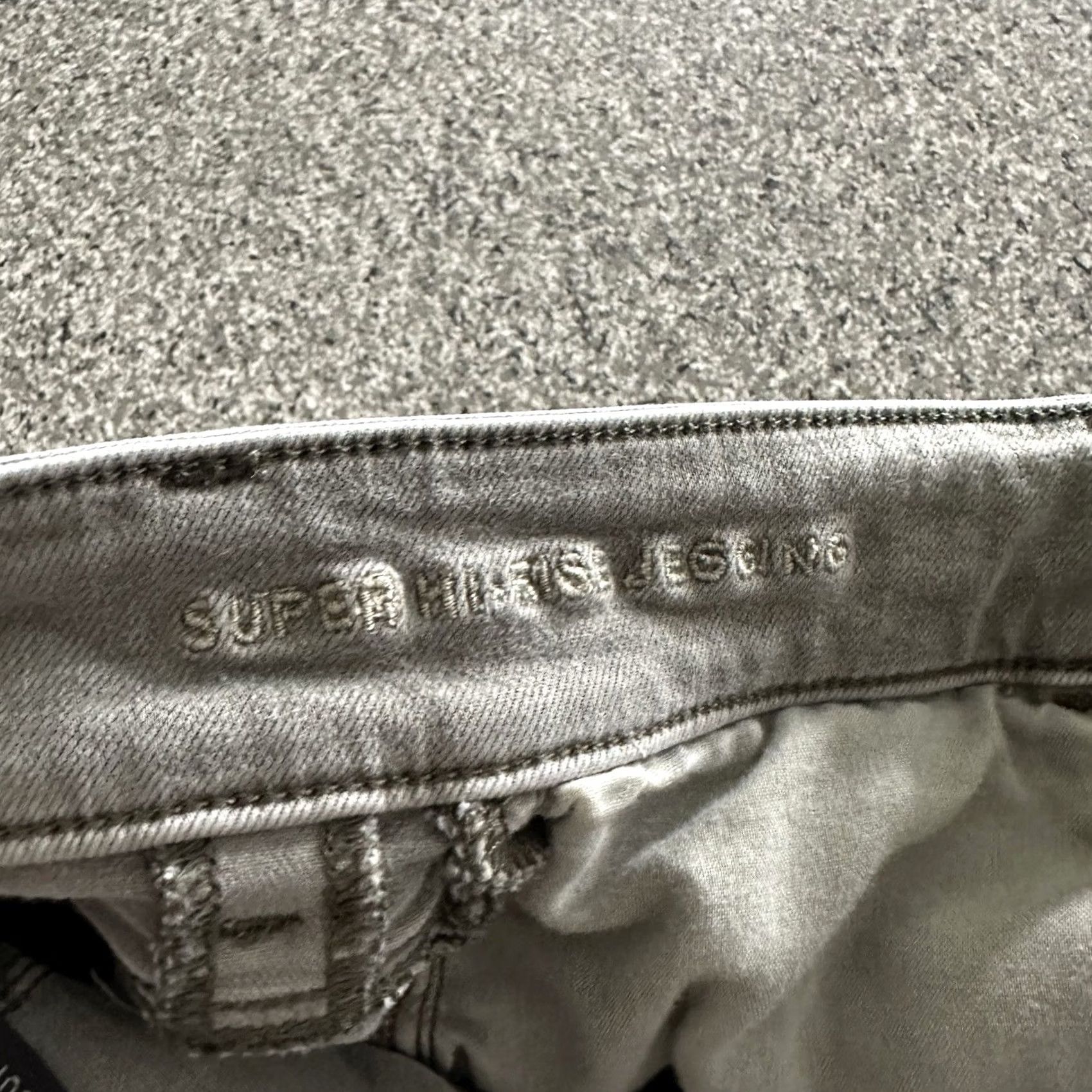 American Eagle Outfitters American Eagle Outfitters Jeans Womens 8 R 28x27 Super High Rise Jegging Slim Stretch Green Denim Jeans Womens 8 Jeans Size 28" / US 6 / IT 42 - 6 Thumbnail