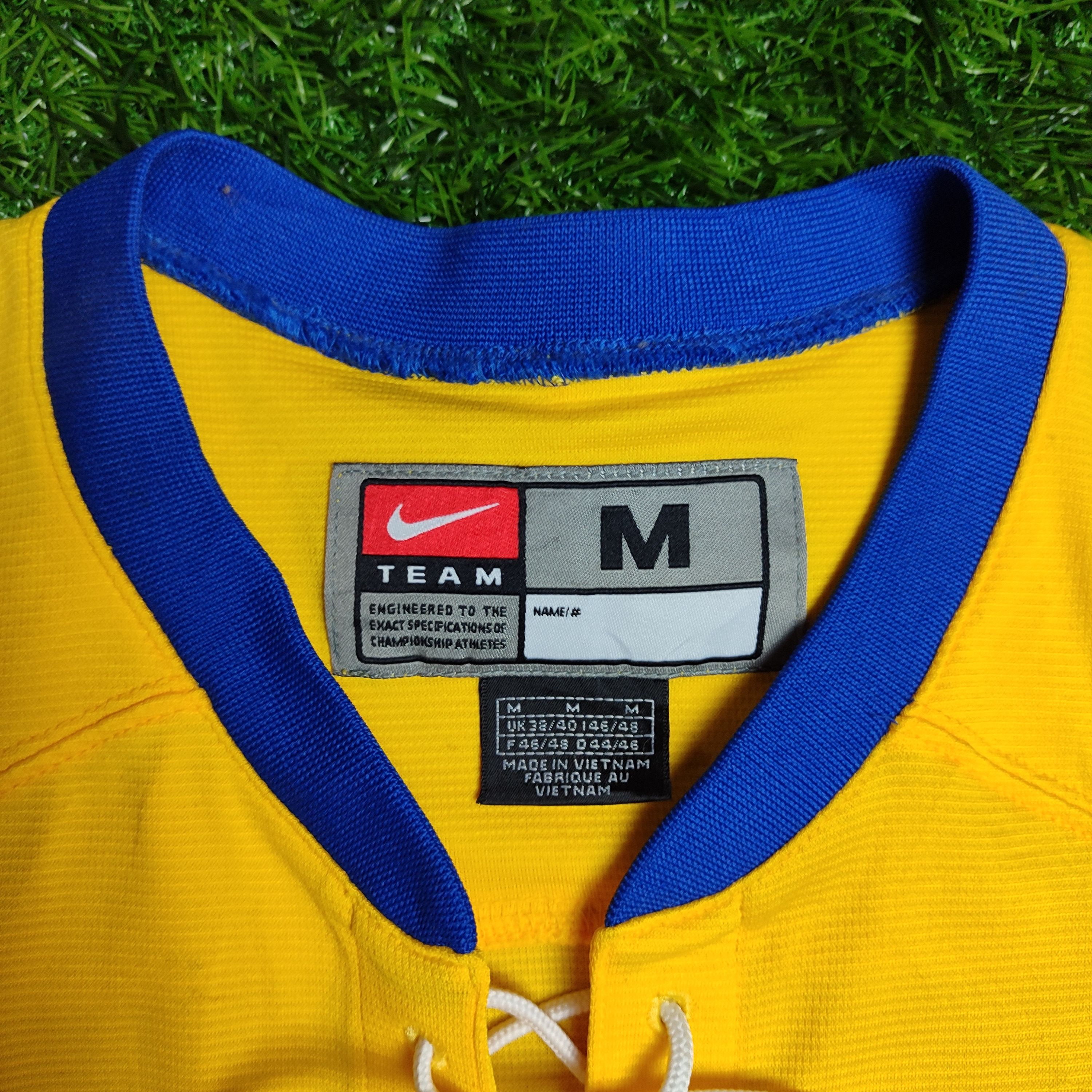 Nike Nike Vintage Sweden Ice Hockey Jersey Size US M / EU 48-50 / 2 - 5 Thumbnail
